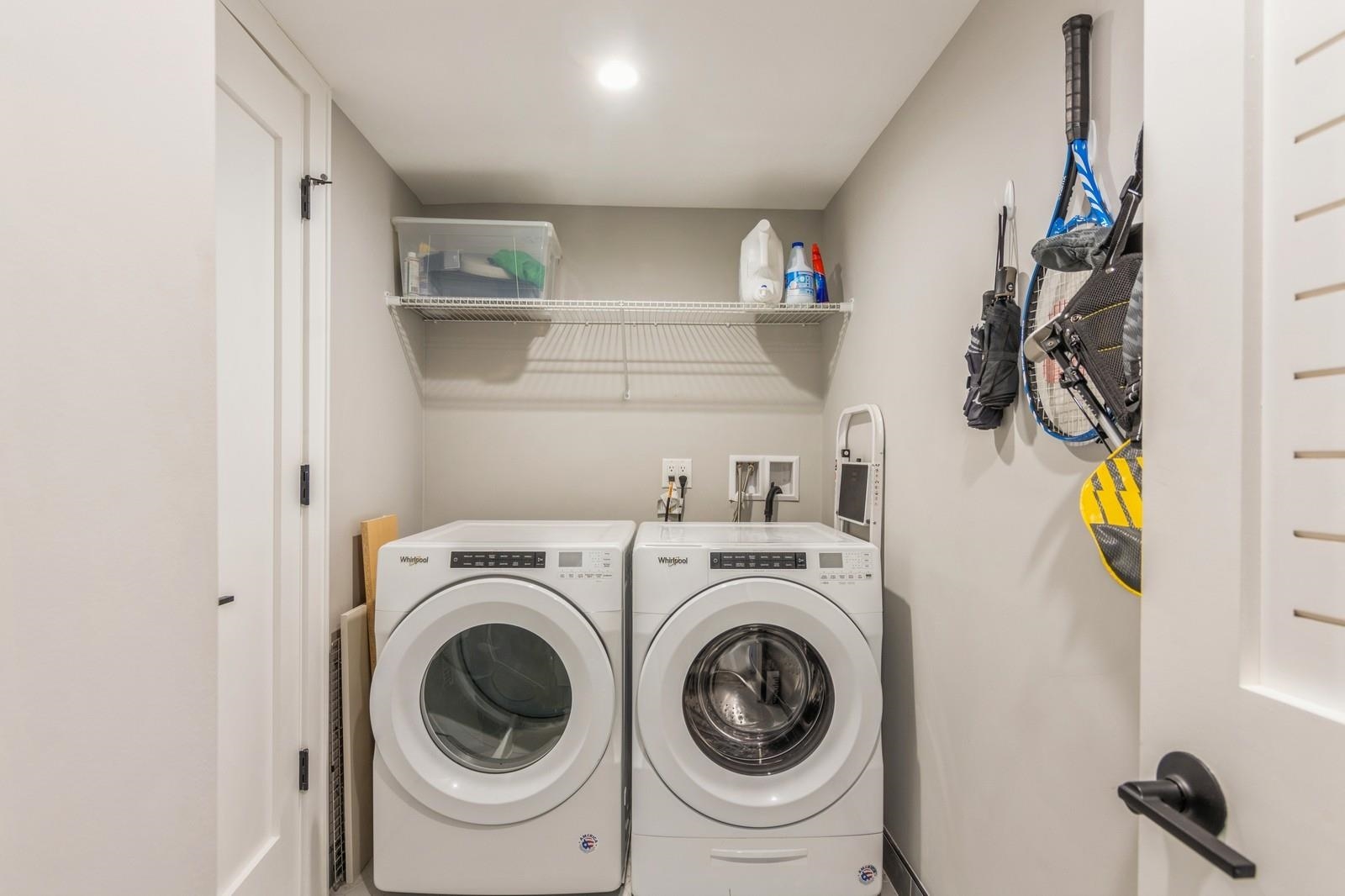 366 6TH ST Unit: 404