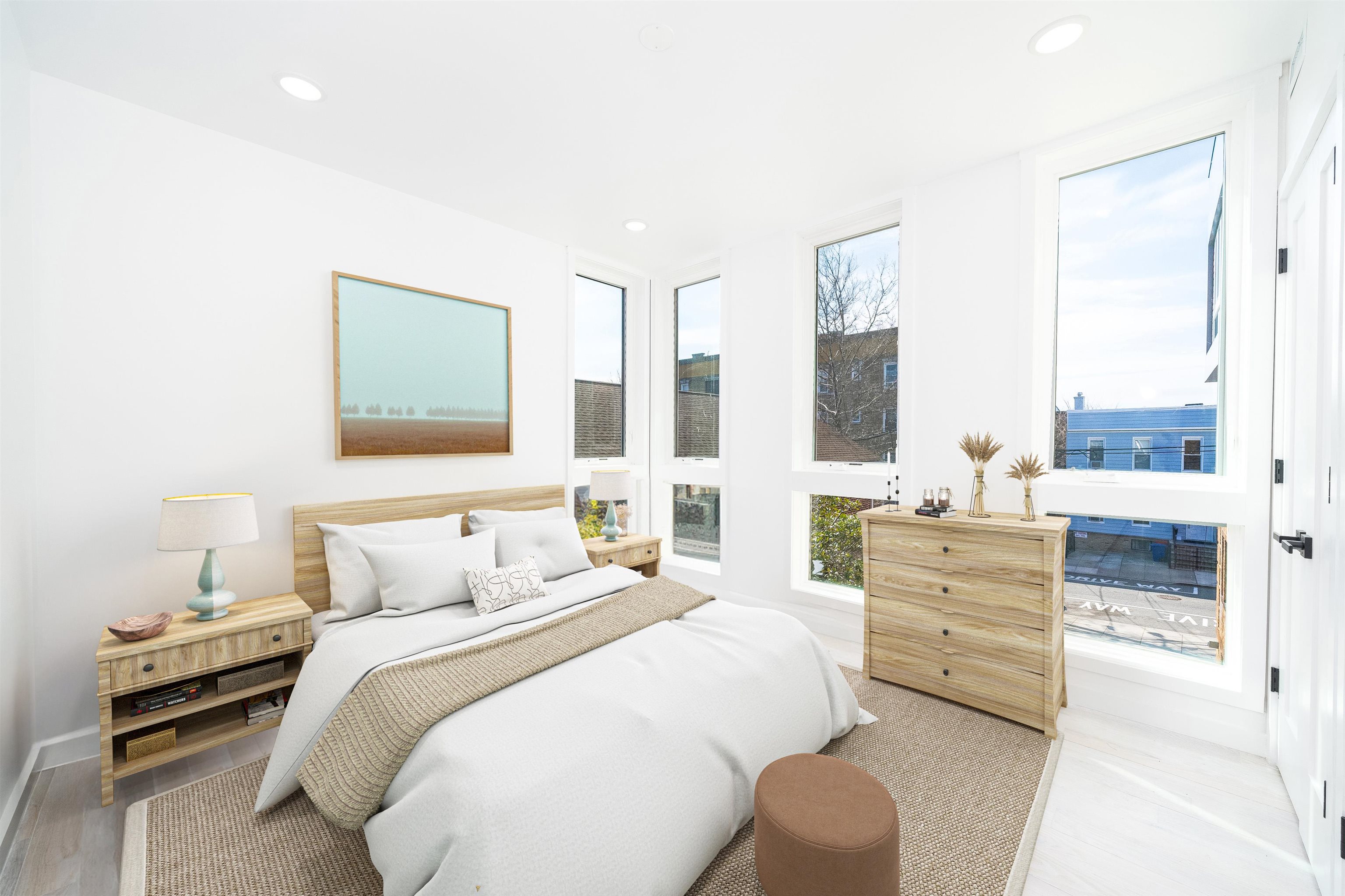 310 4TH ST Unit: 5