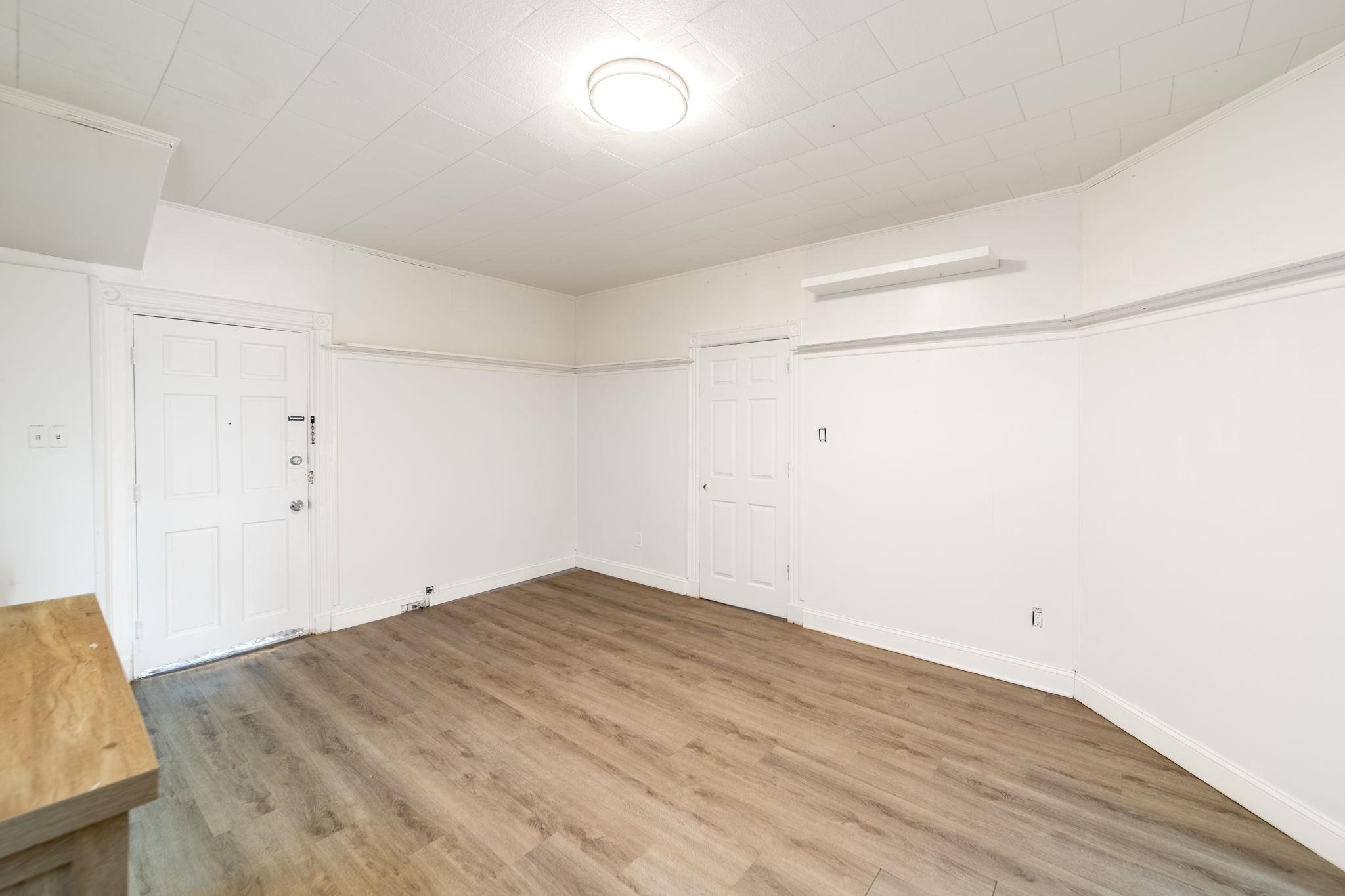 815 PAVONIA AVE Unit: 1