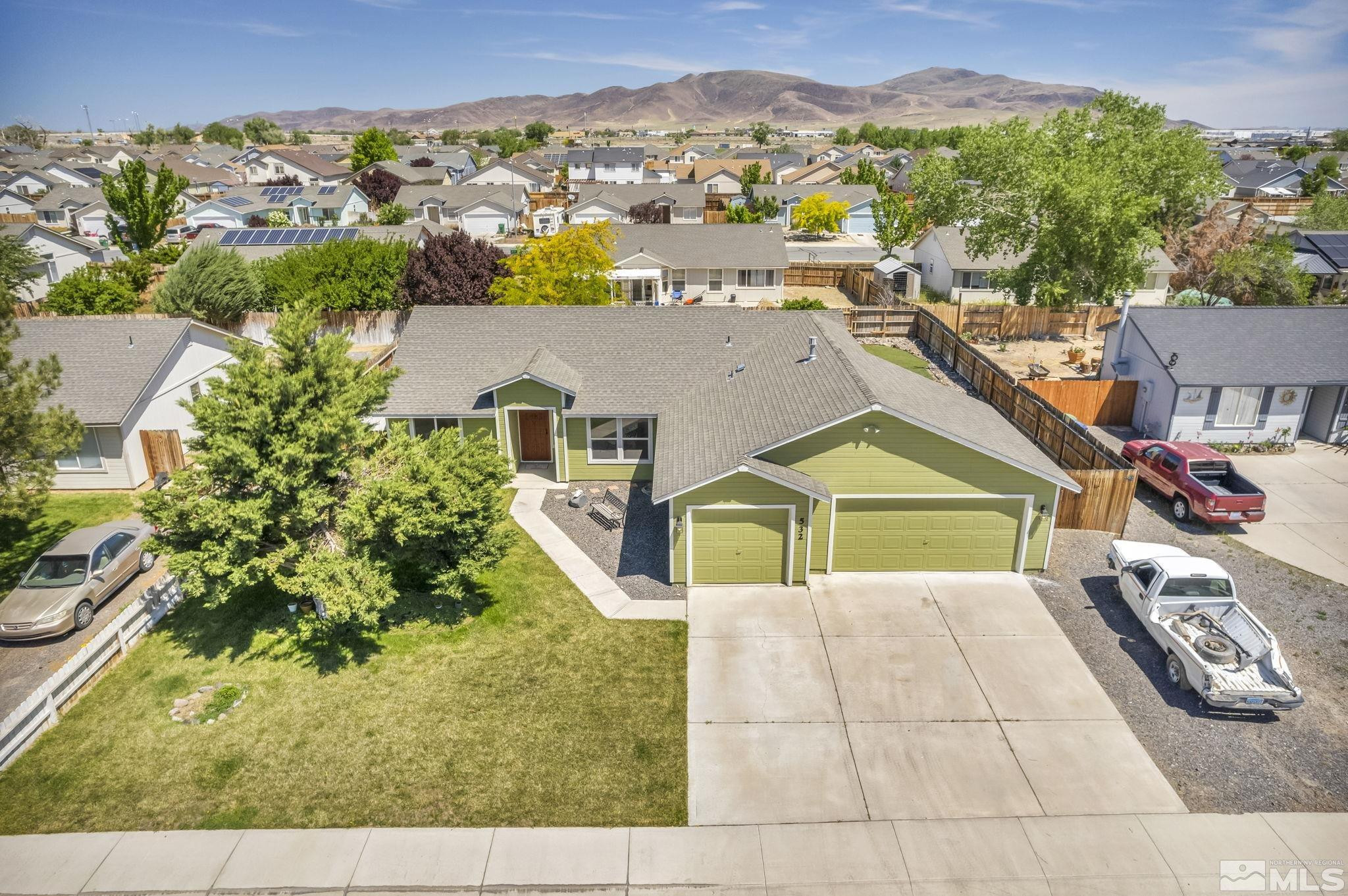 532 Darren Way