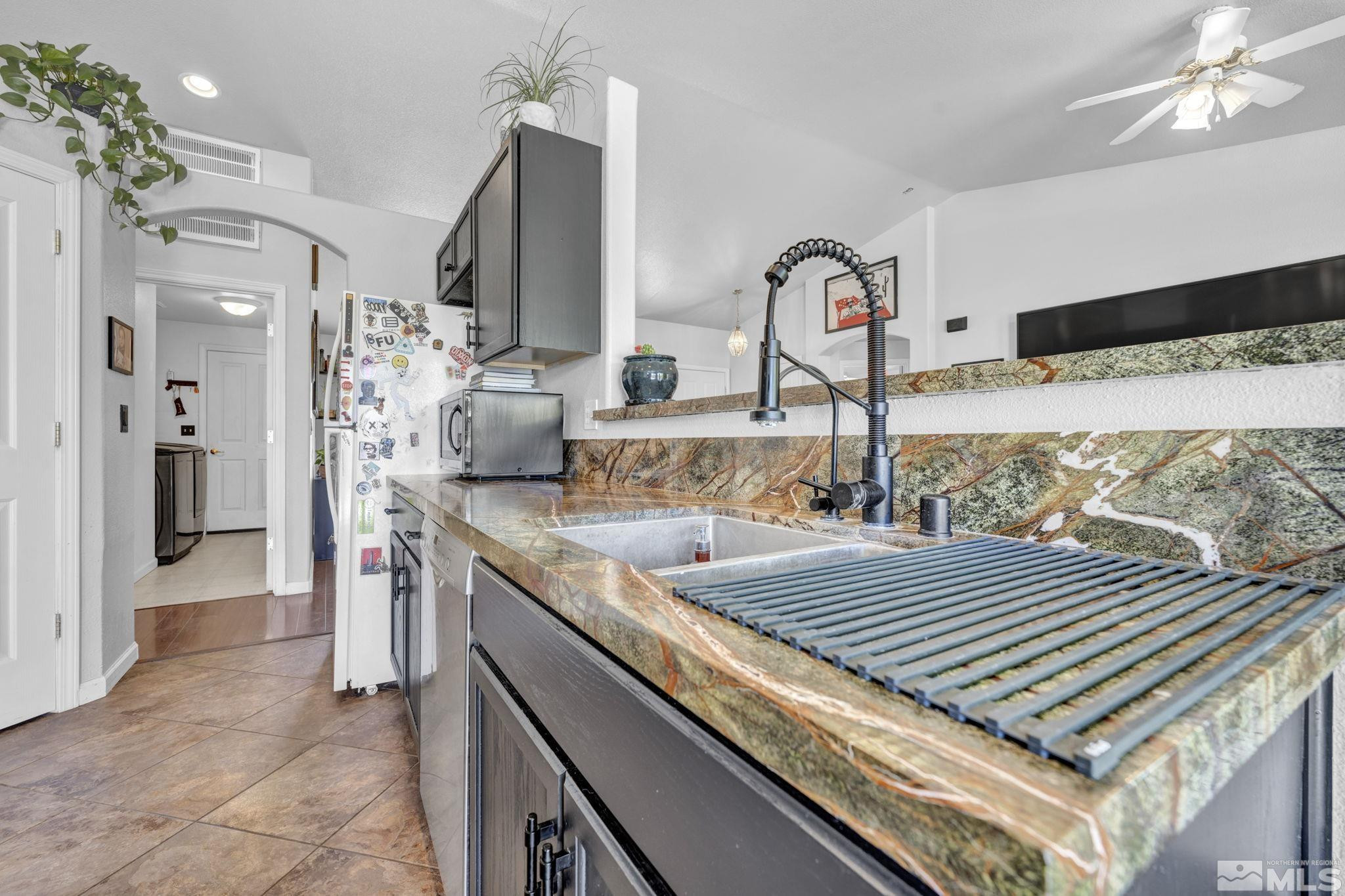 532 Darren Way