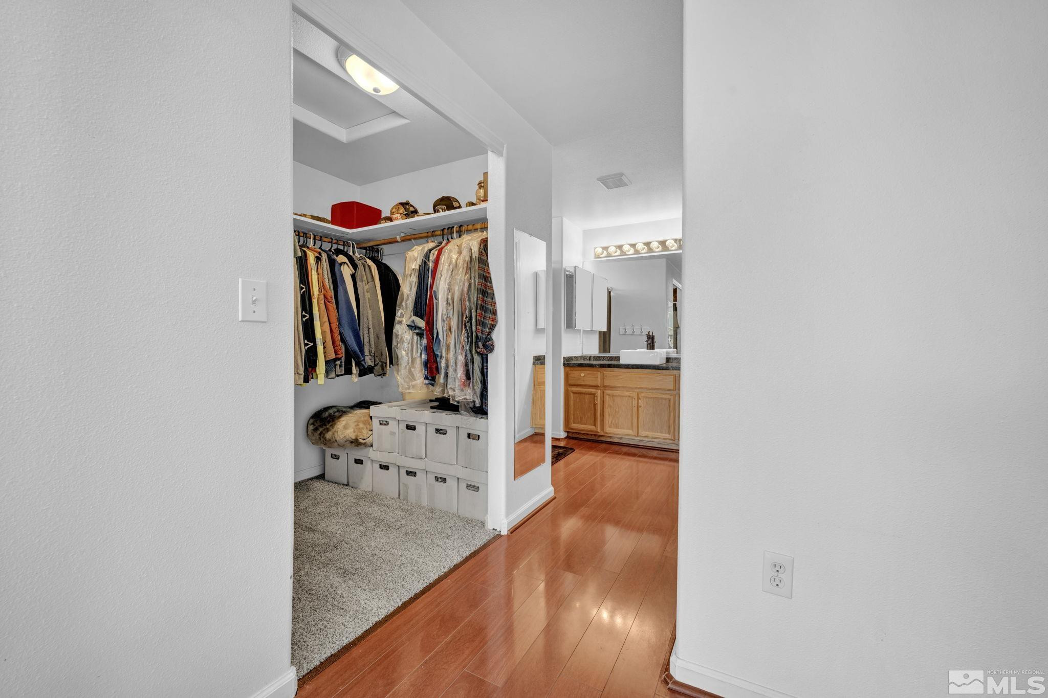532 Darren Way