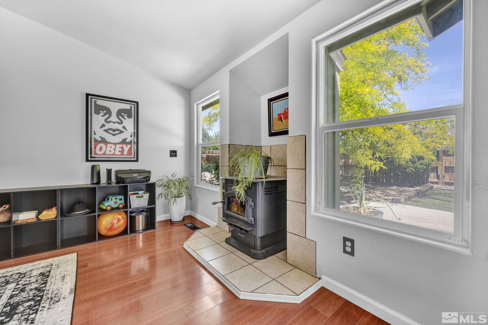 532 Darren Way