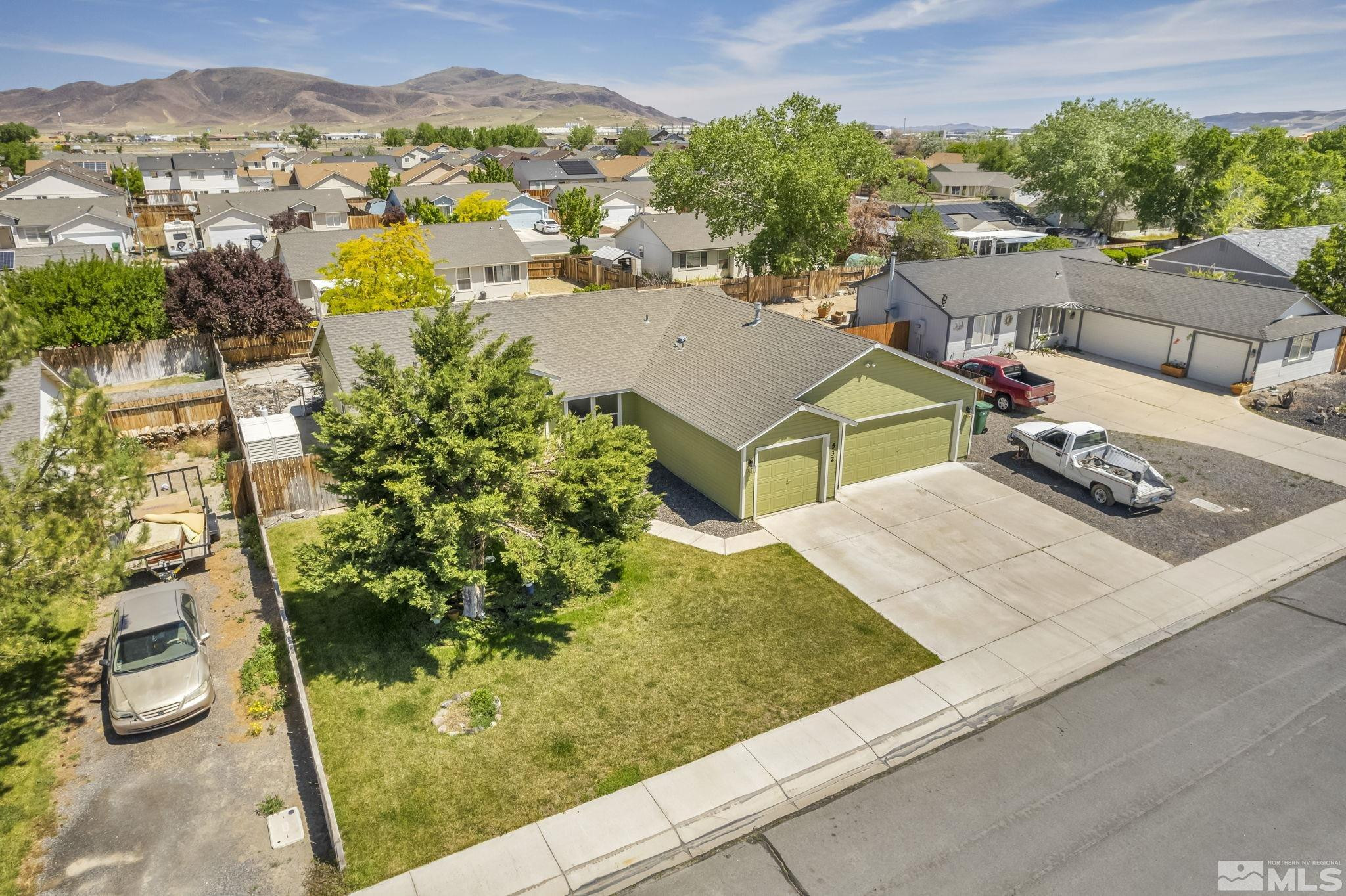 532 Darren Way