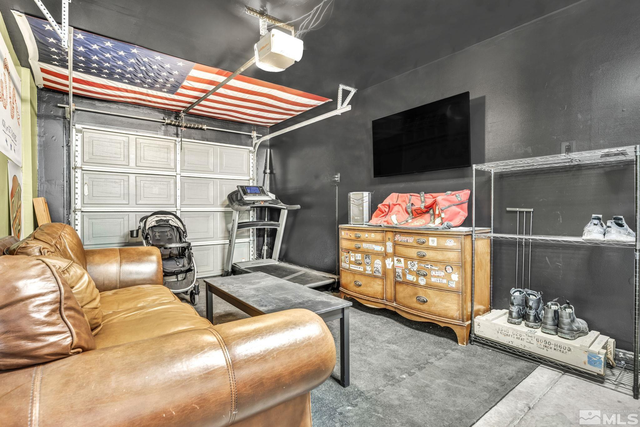 532 Darren Way