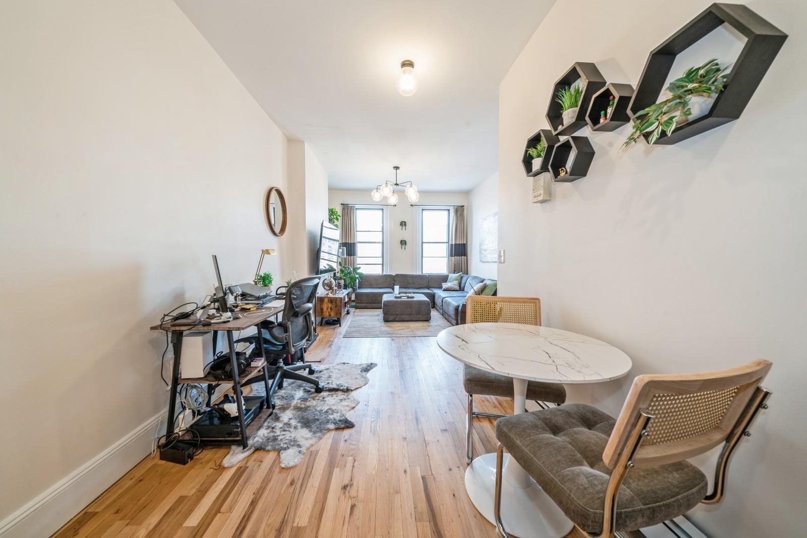 297 PAVONIA AVE Unit: 3A