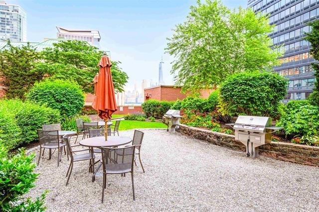 1 2ND ST Unit: 2310