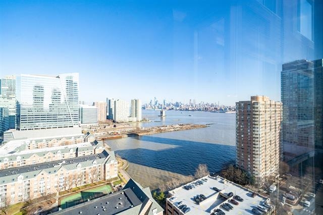 1 2ND ST Unit: 2310