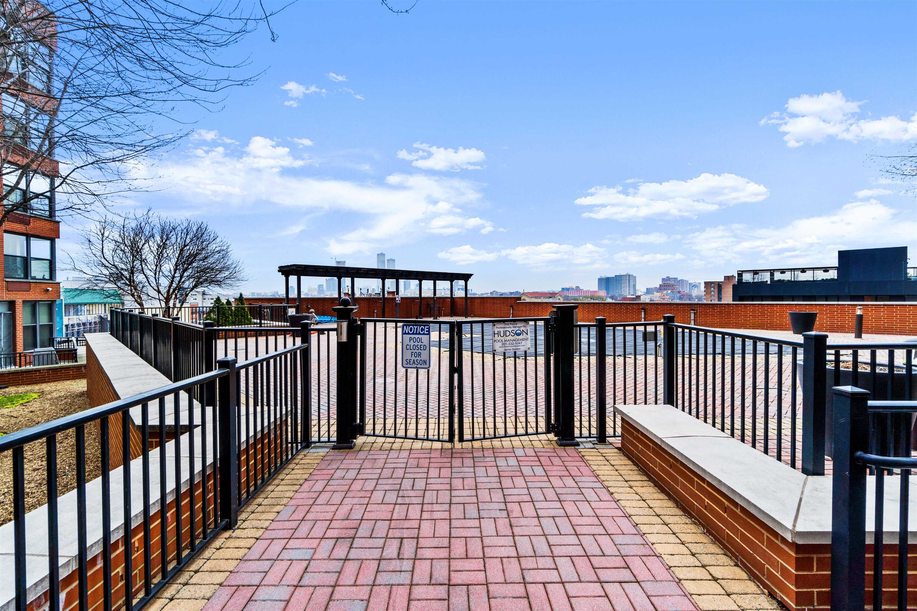 102 CHRISTOPHER COLUMBUS DR Unit: 801