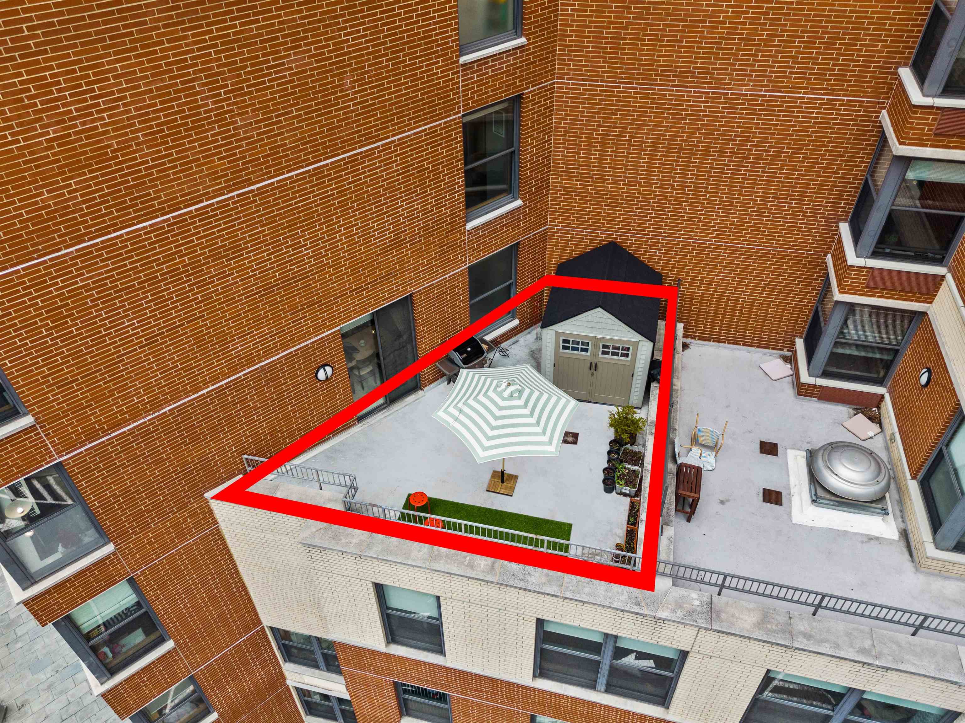 102 CHRISTOPHER COLUMBUS DR Unit: 801