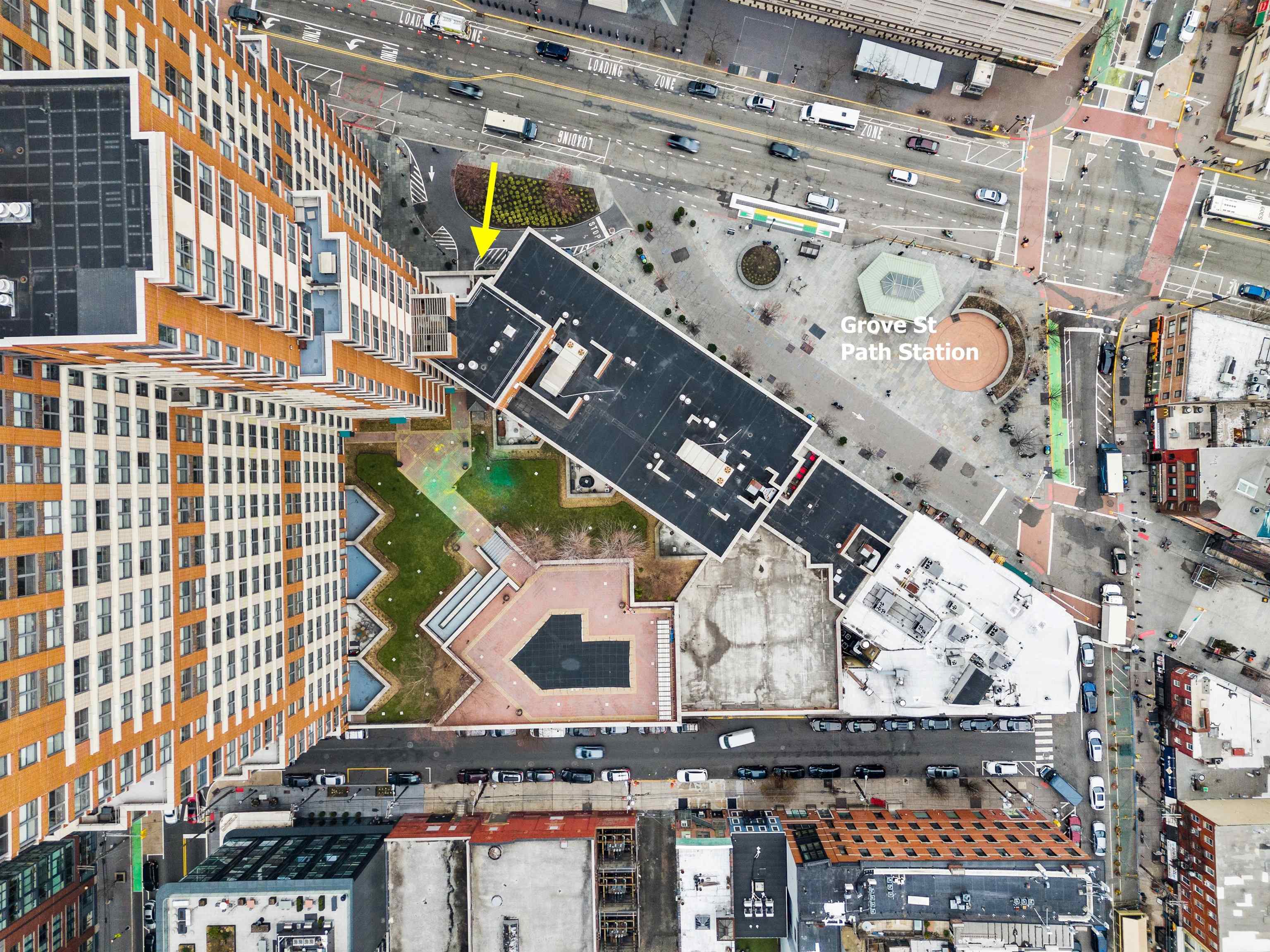 102 CHRISTOPHER COLUMBUS DR Unit: 801