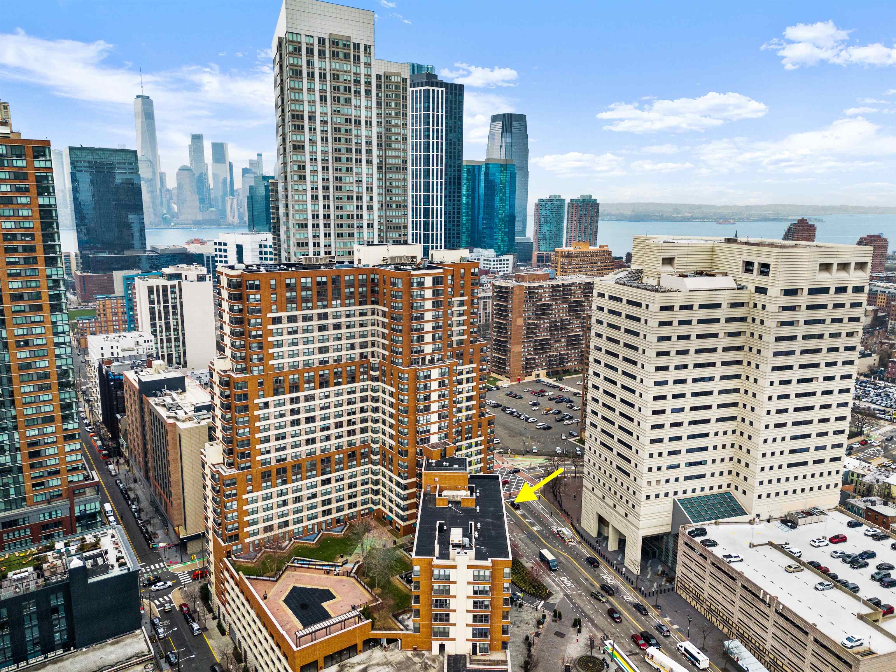 102 CHRISTOPHER COLUMBUS DR Unit: 801