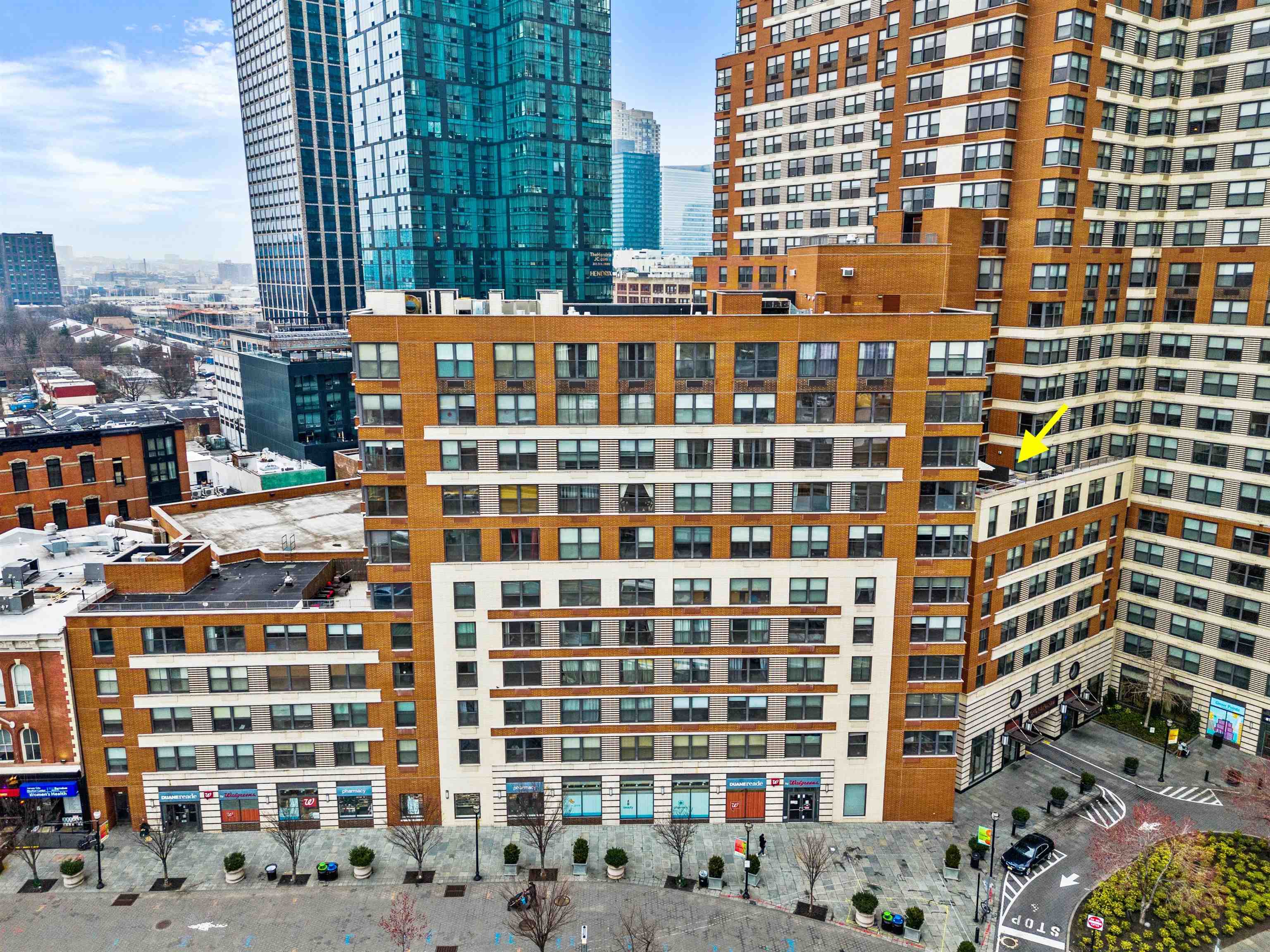 102 CHRISTOPHER COLUMBUS DR Unit: 801