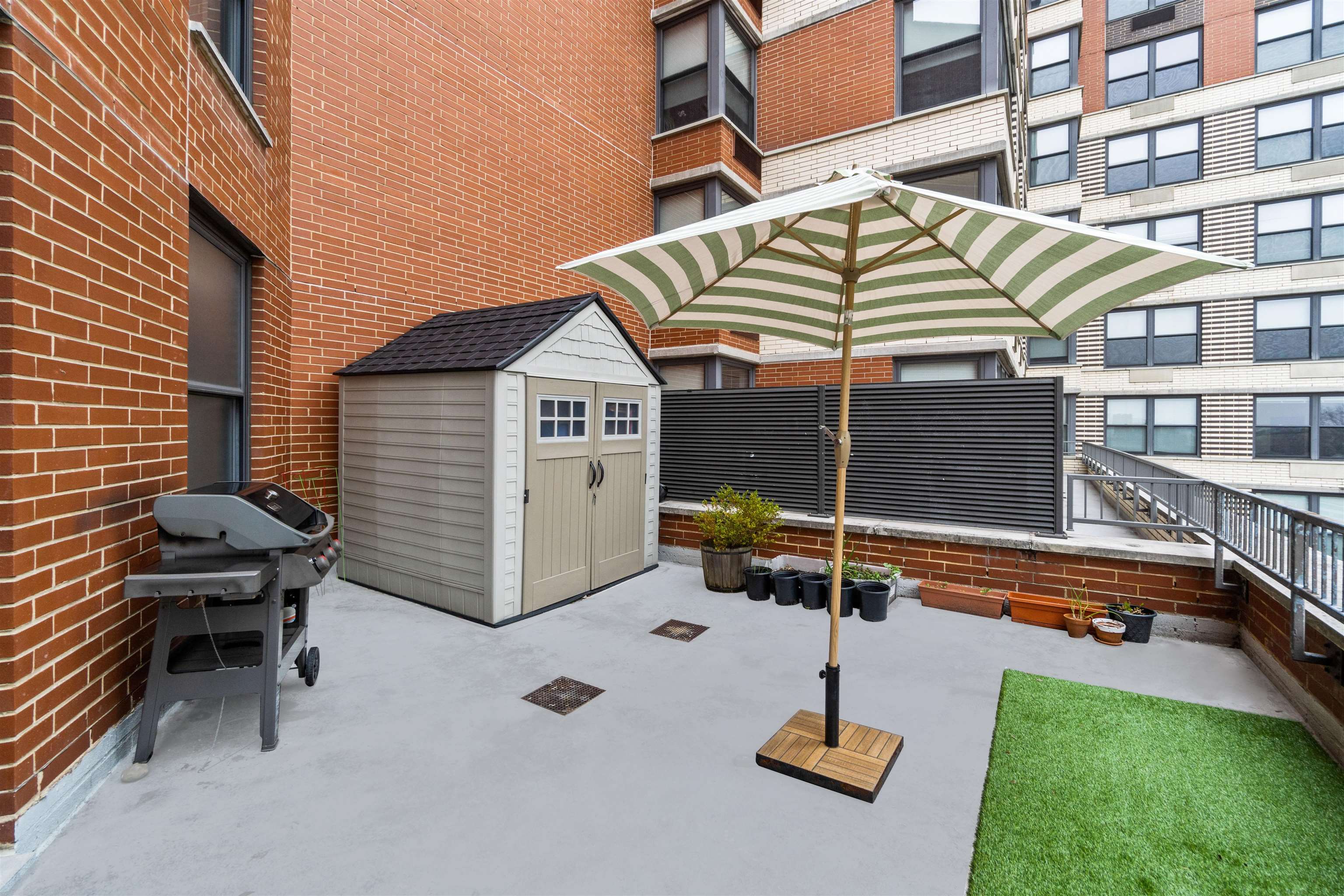 102 CHRISTOPHER COLUMBUS DR Unit: 801