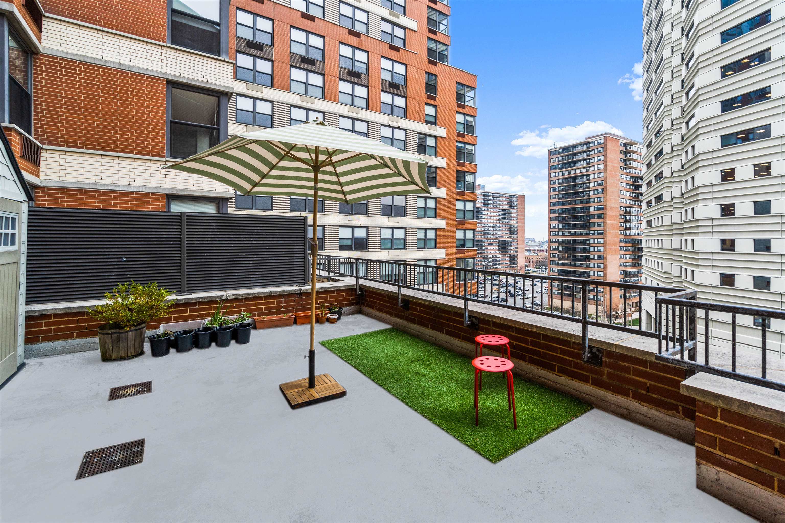 102 CHRISTOPHER COLUMBUS DR Unit: 801