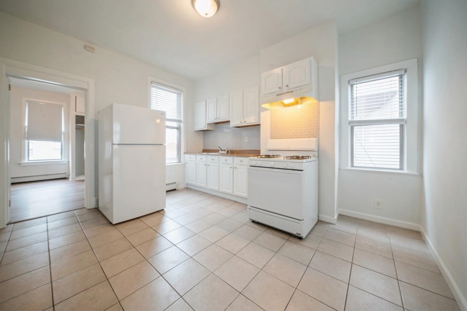 62 RESERVOIR AVE