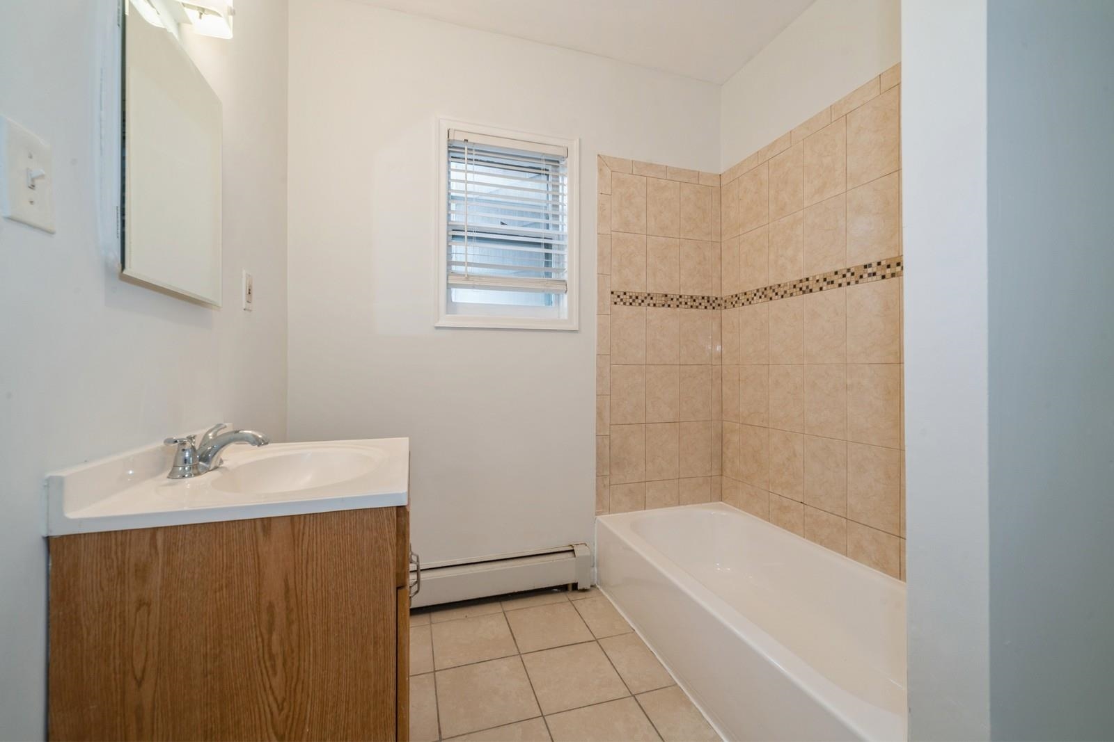 62 RESERVOIR AVE
