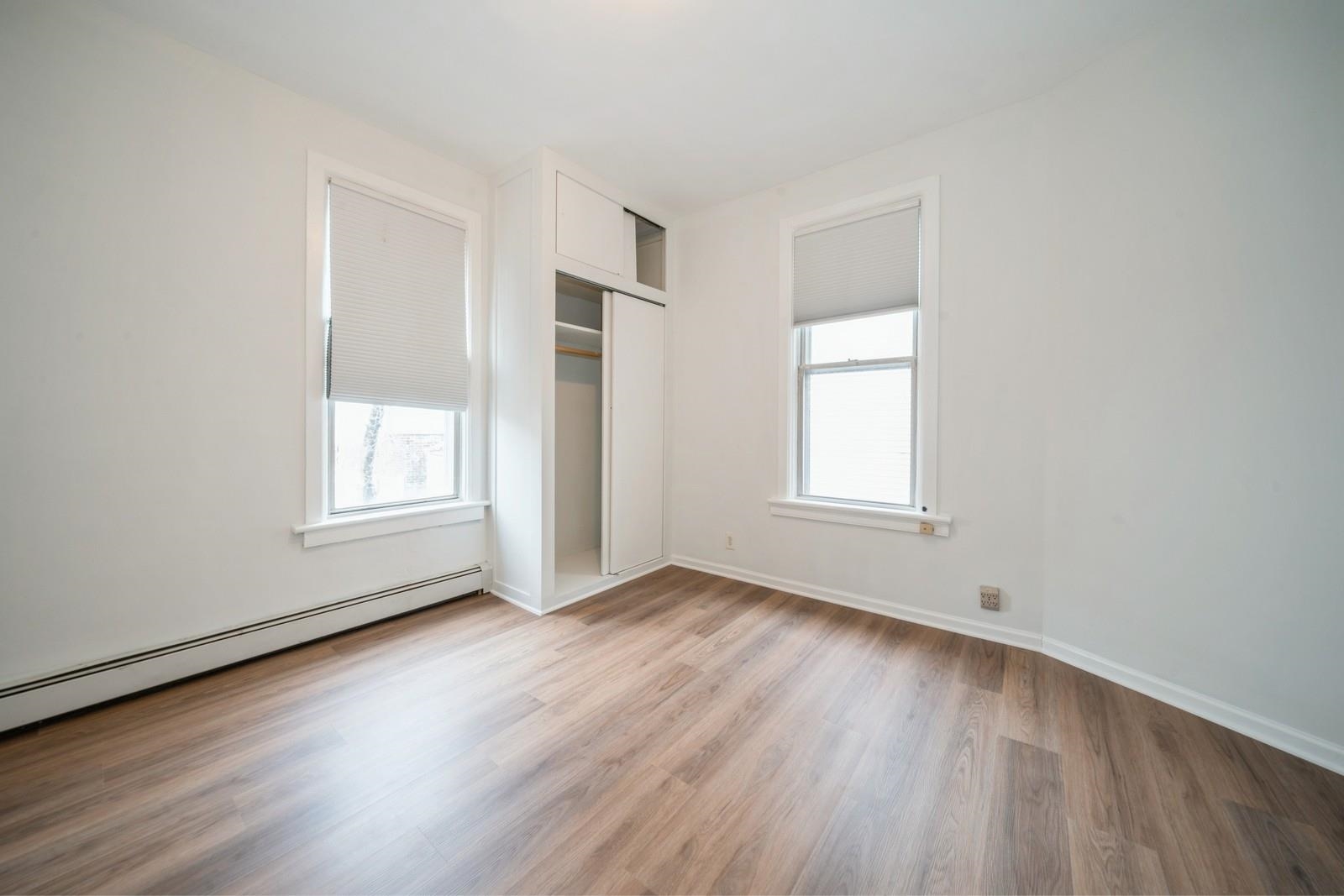 62 RESERVOIR AVE
