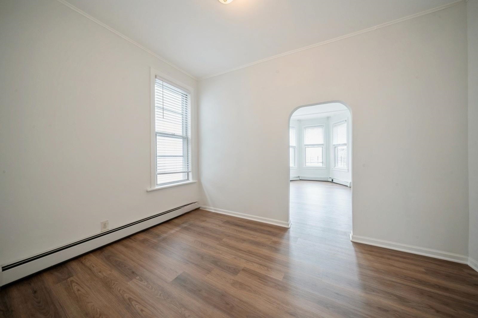 62 RESERVOIR AVE