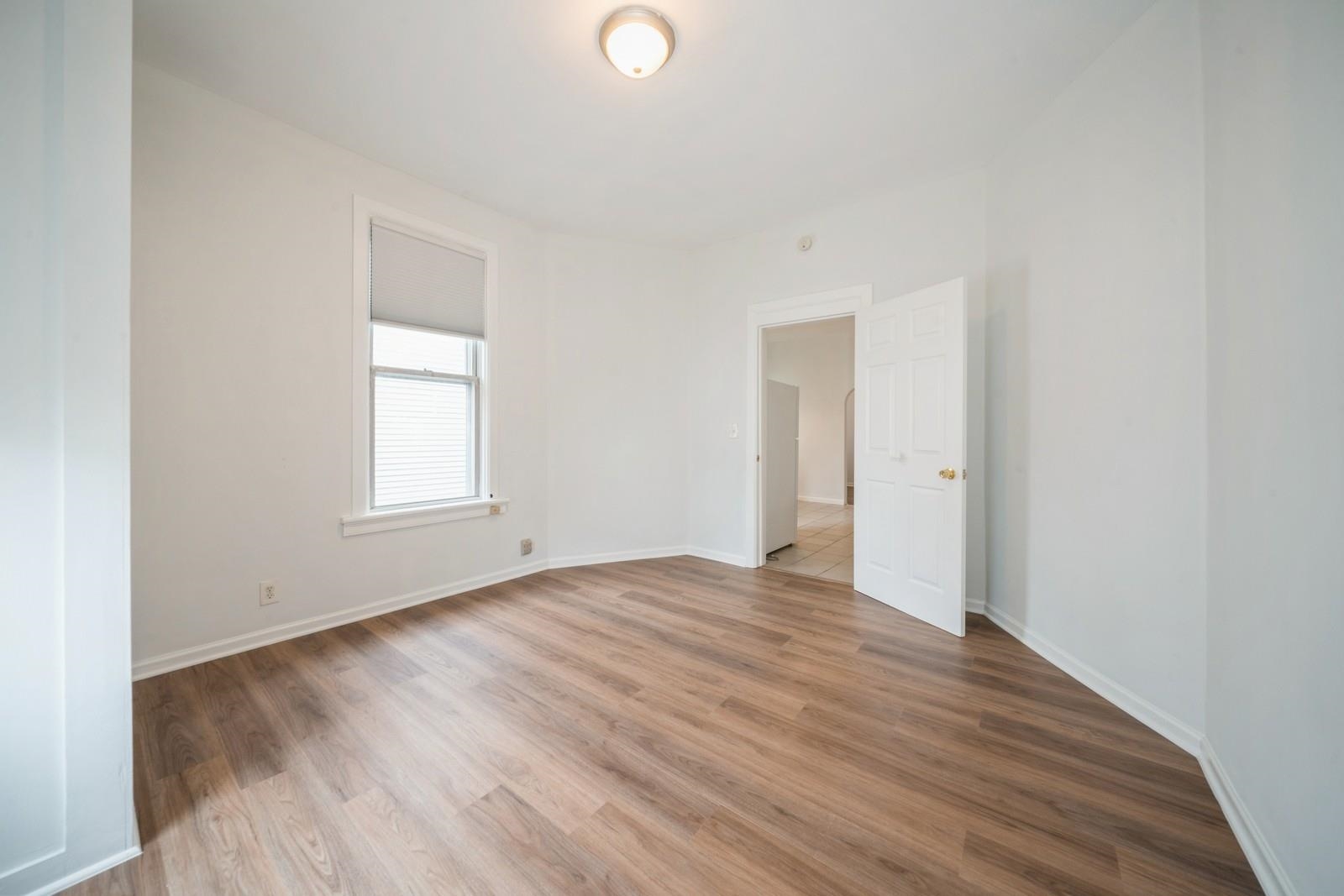 62 RESERVOIR AVE