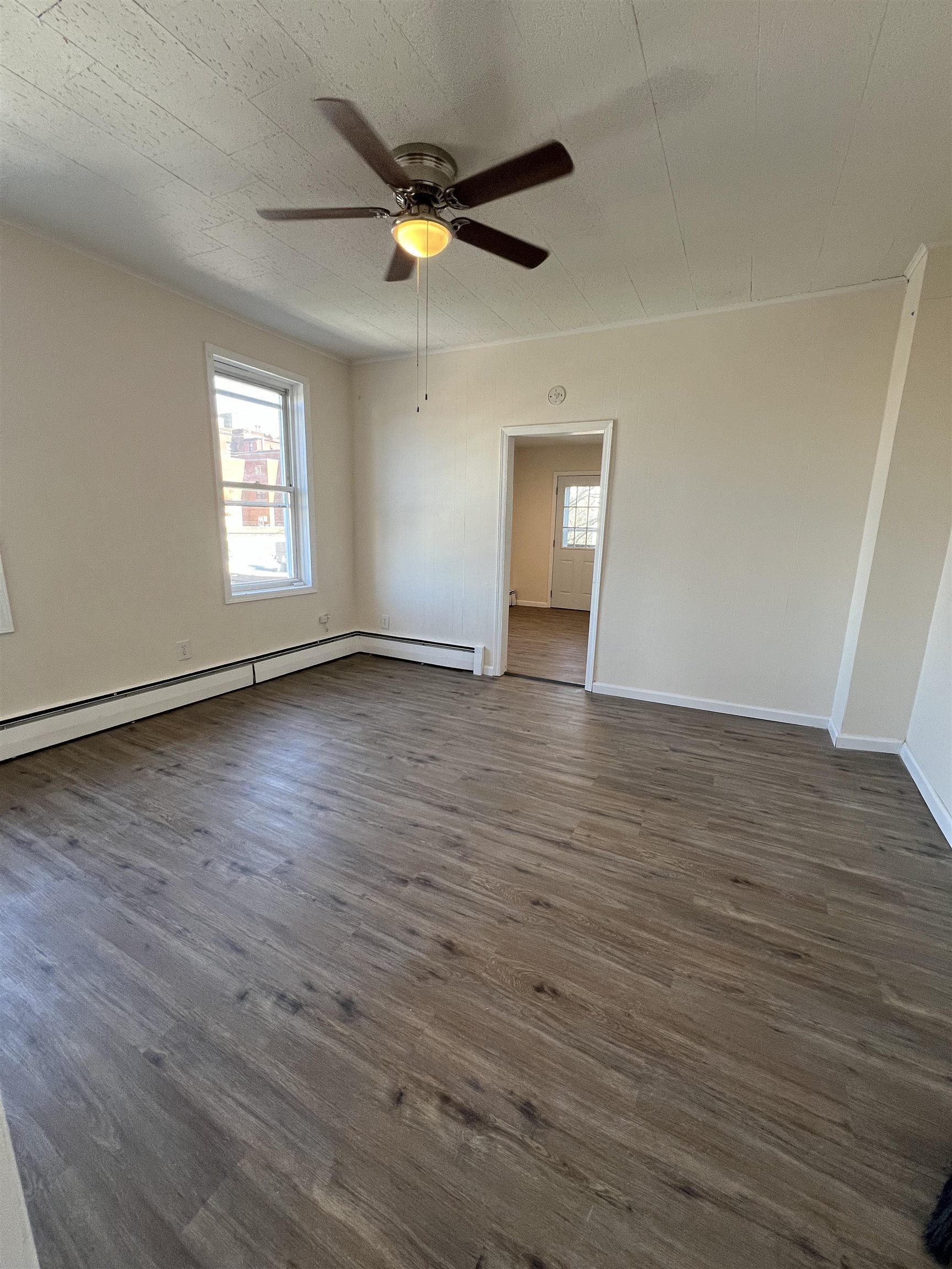 618 BROADWAY Unit: 5