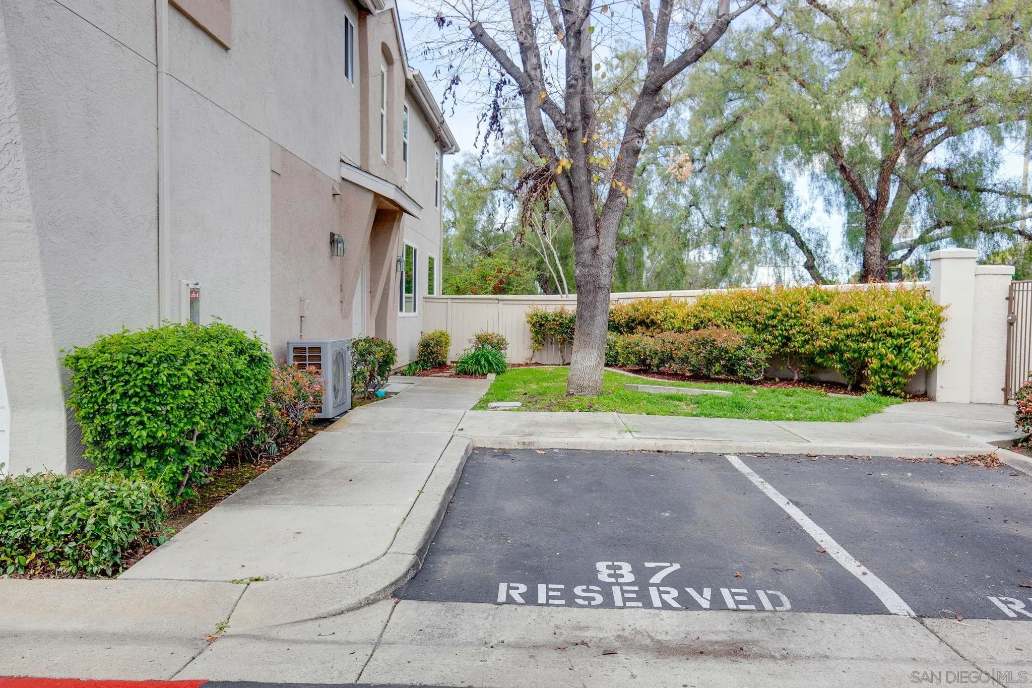 11811 Spruce Run Dr Unit Unit B