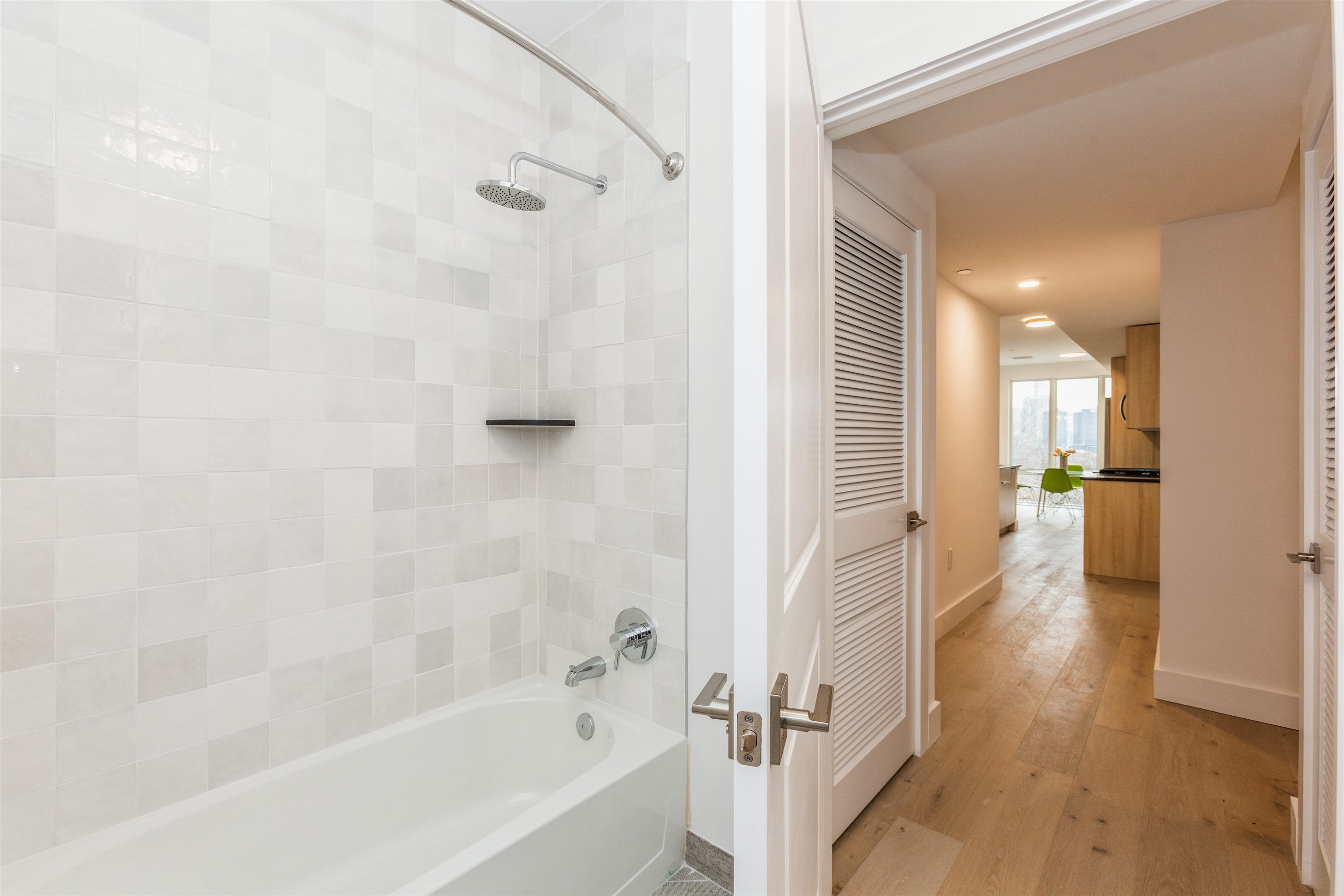 348 BALDWIN AVE Unit: 504