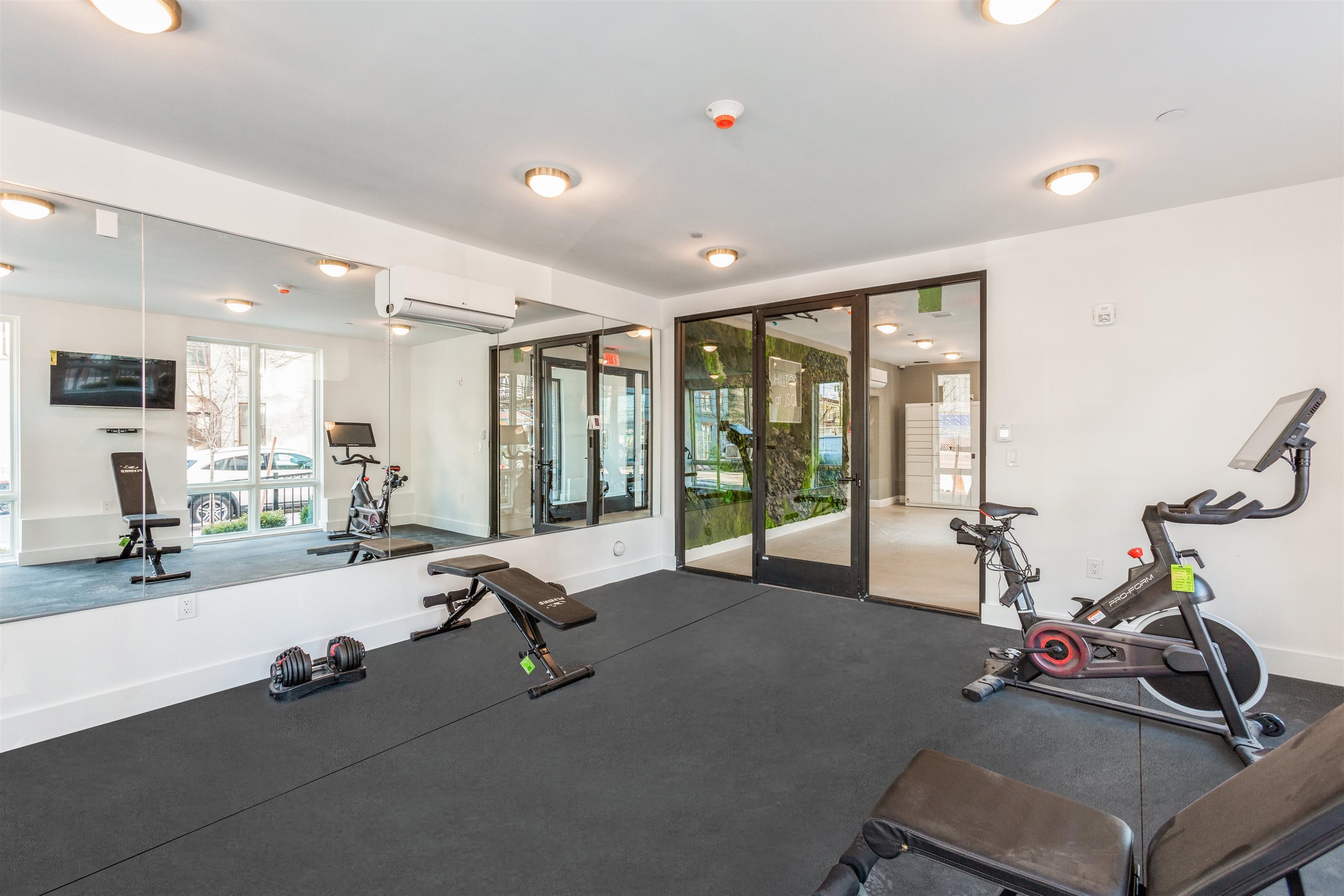 348 BALDWIN AVE Unit: 504