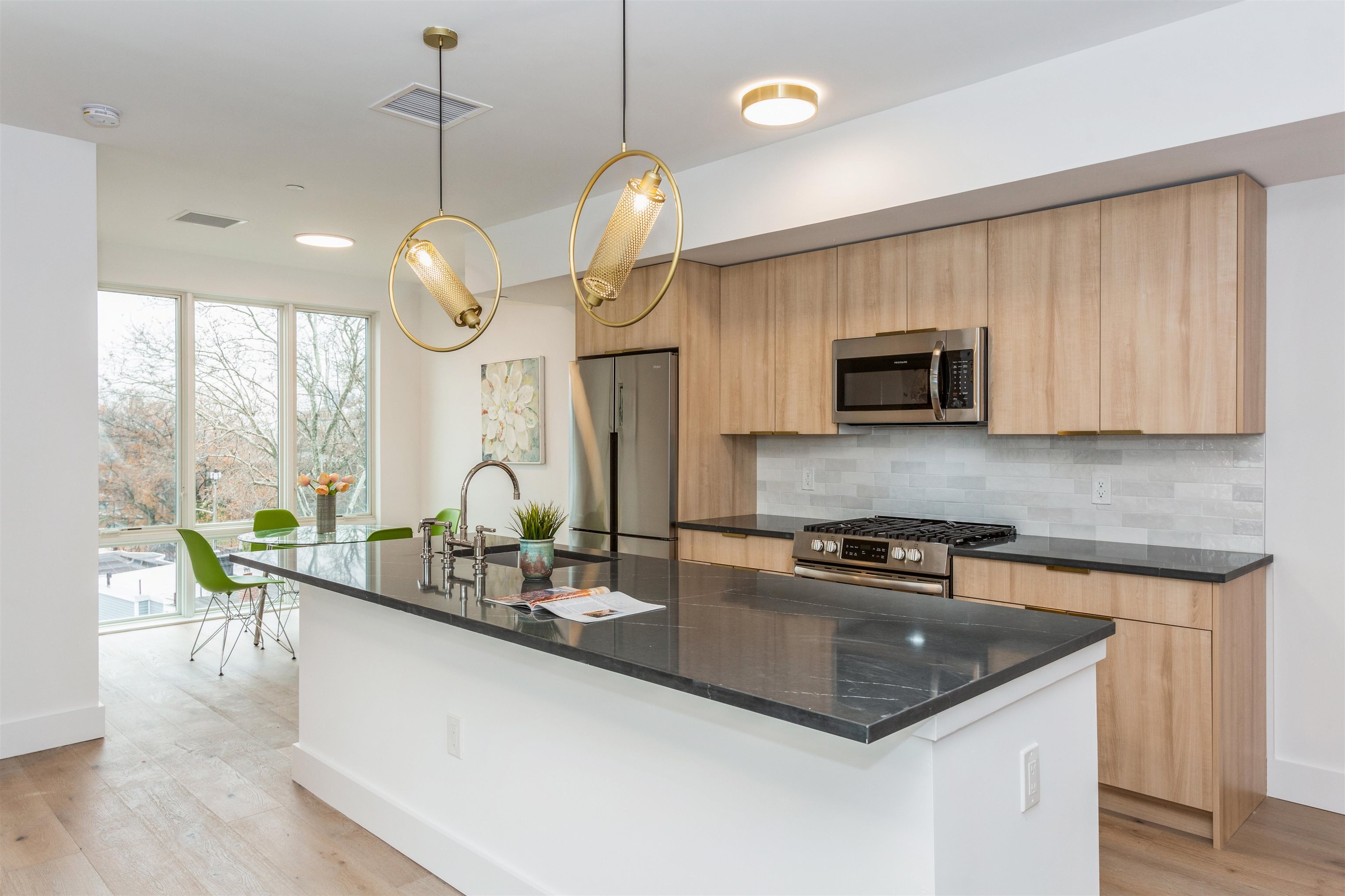 348 BALDWIN AVE Unit: 504