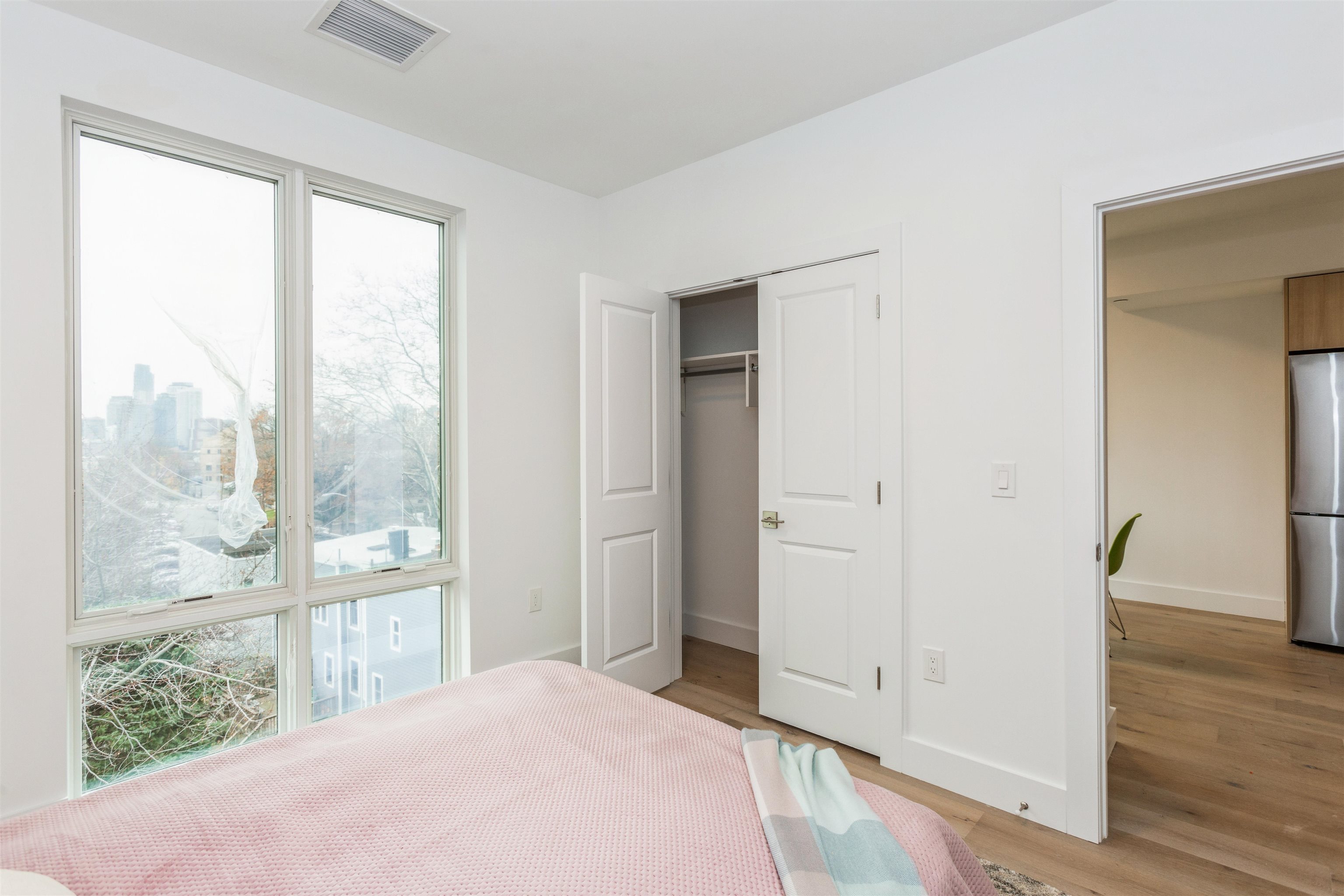 348 BALDWIN AVE Unit: 504