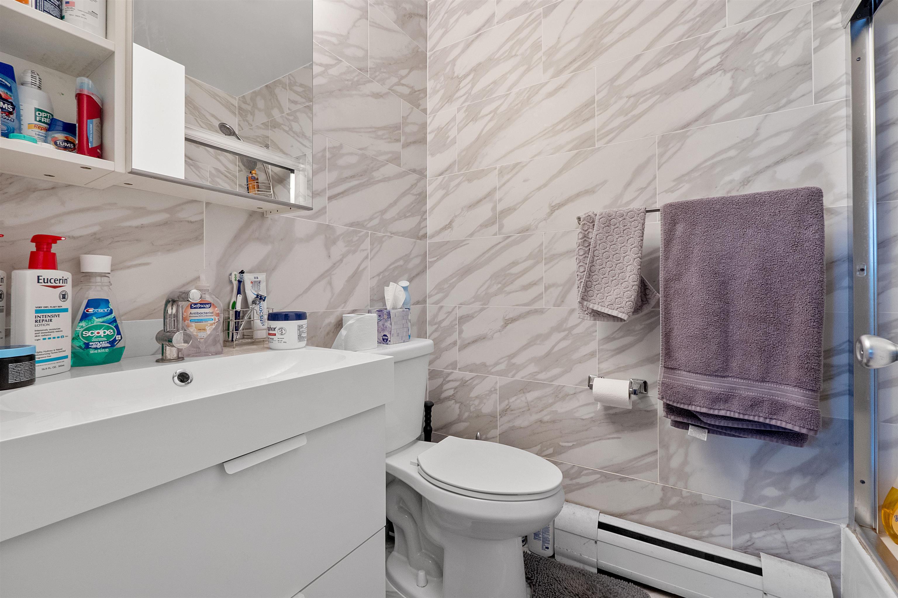 364 GROVE ST Unit: 3