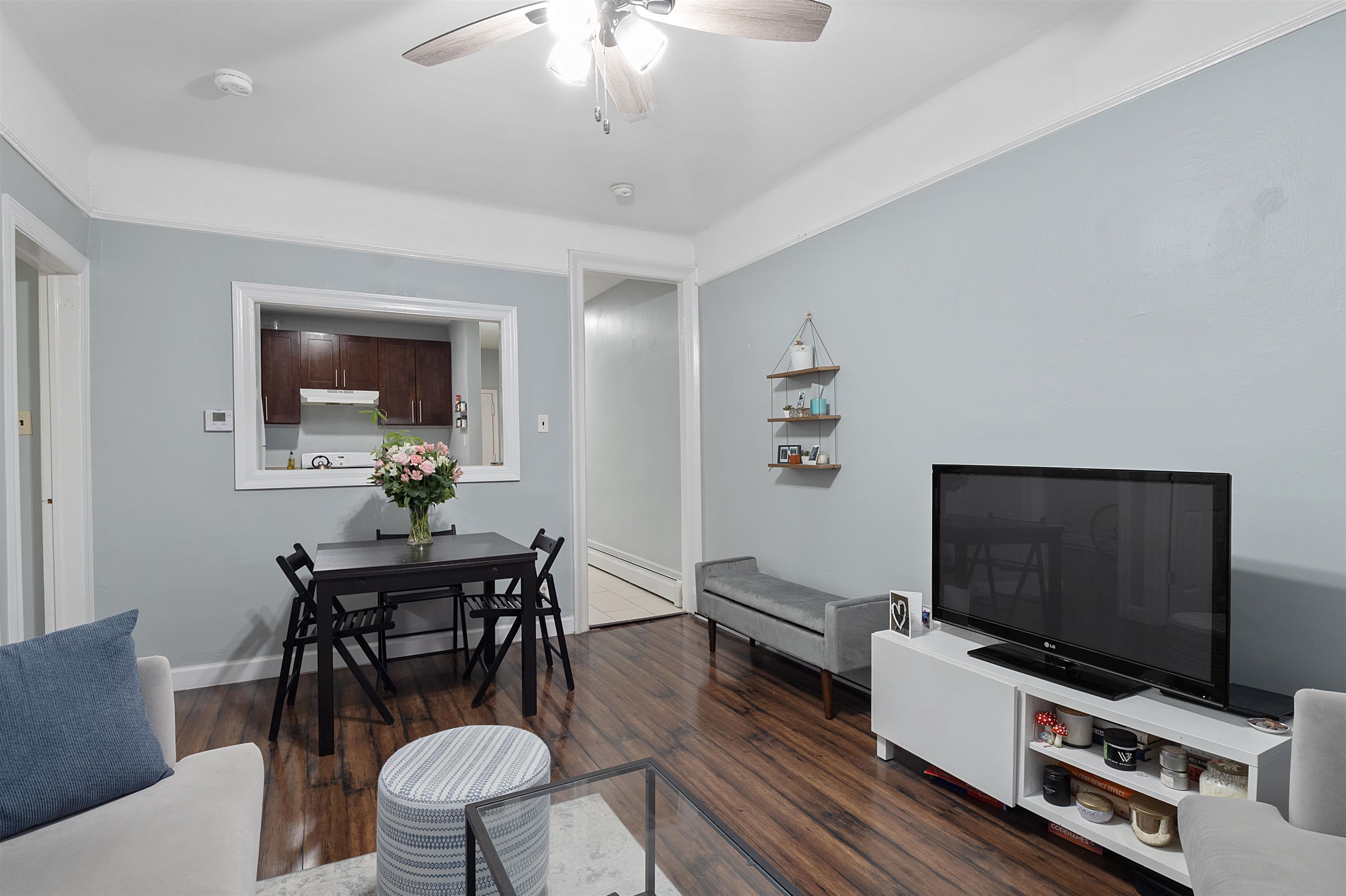247 MONTGOMERY ST Unit: 2