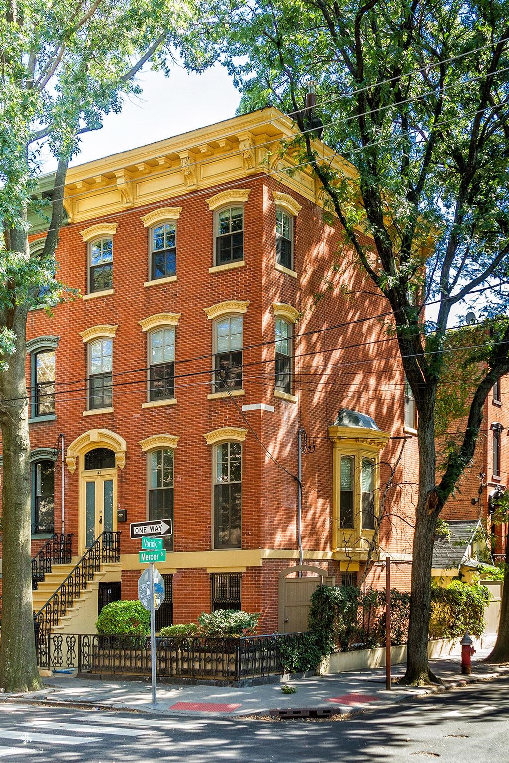 143 MERCER ST