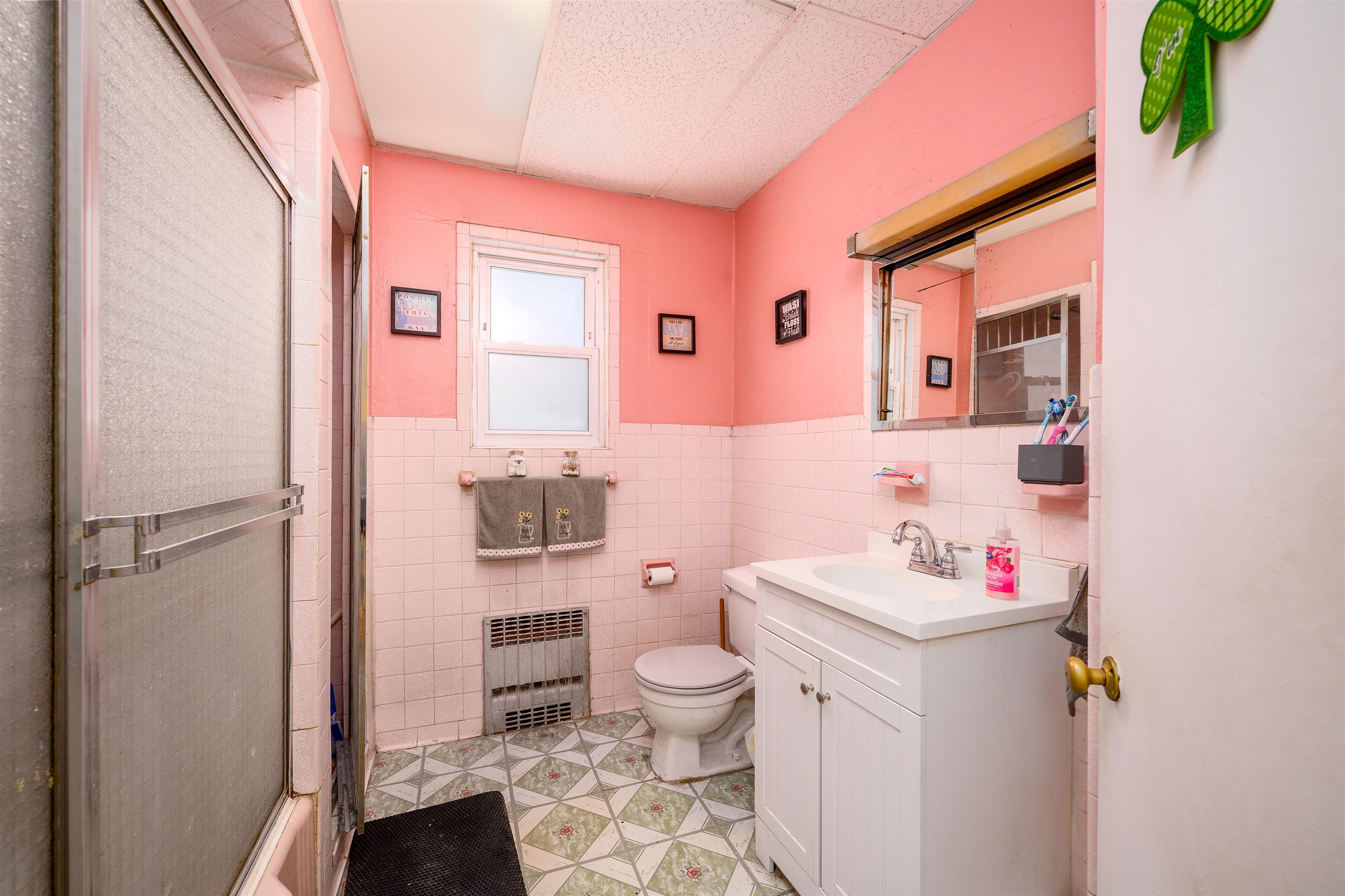 100 WEST 46TH ST