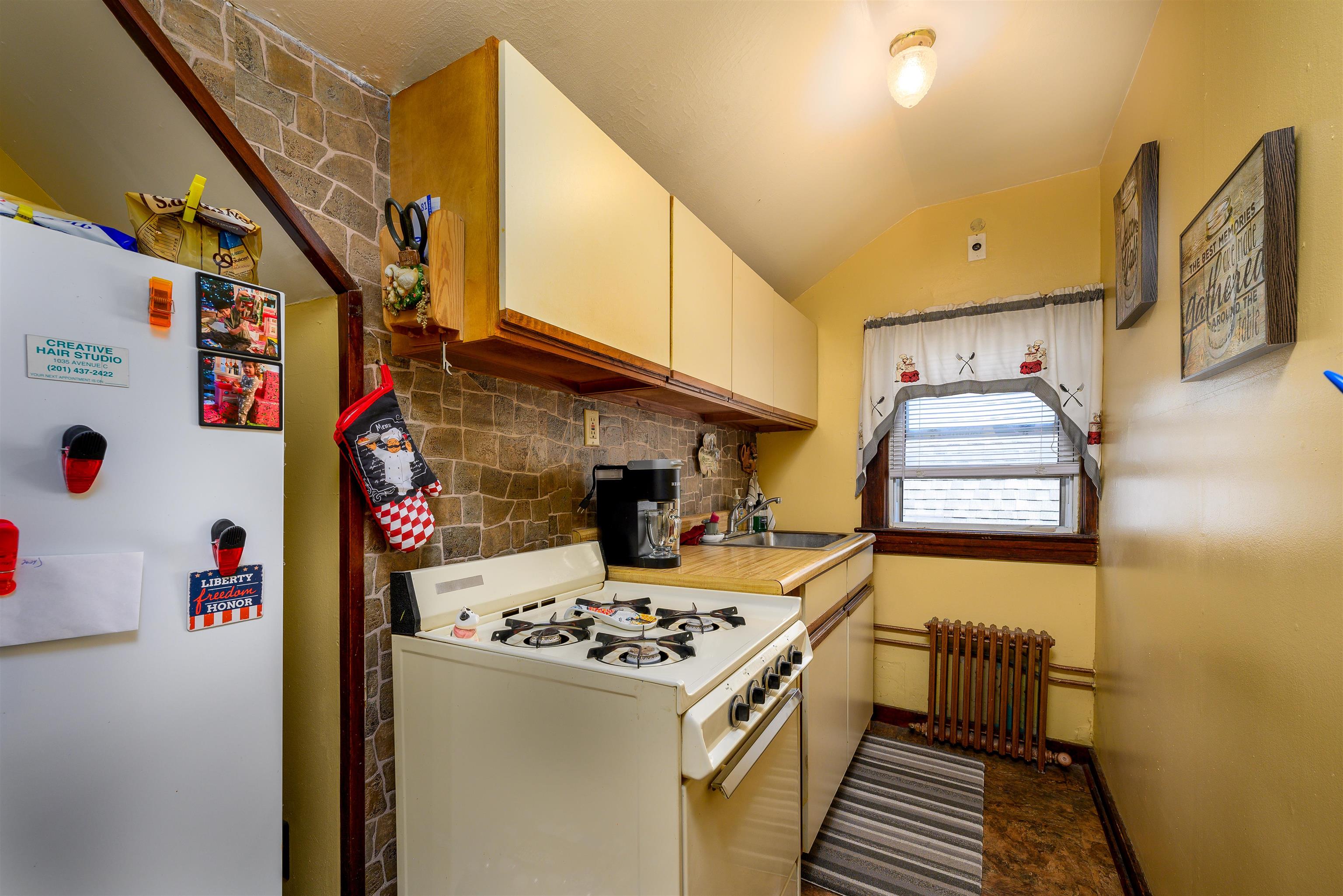100 WEST 46TH ST