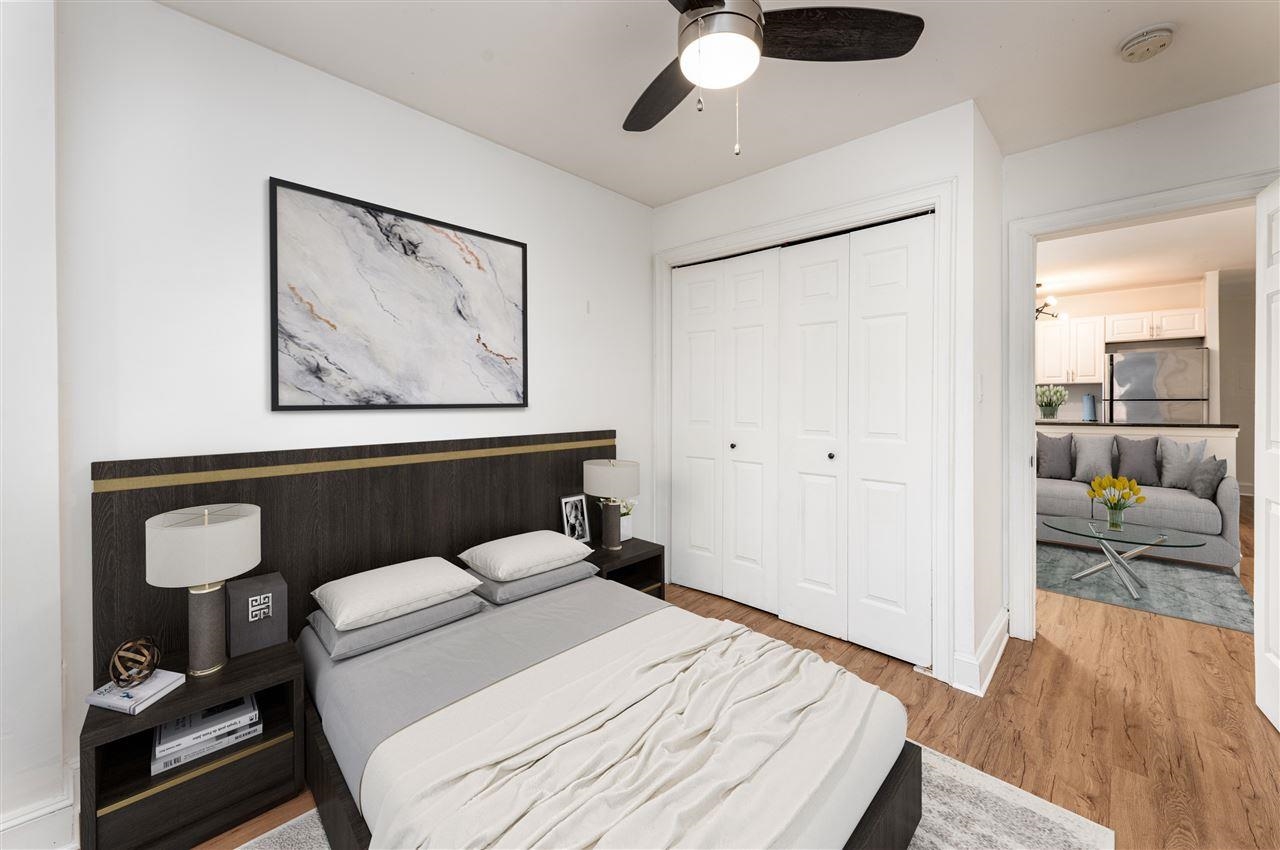 164 OGDEN AVE Unit: 305