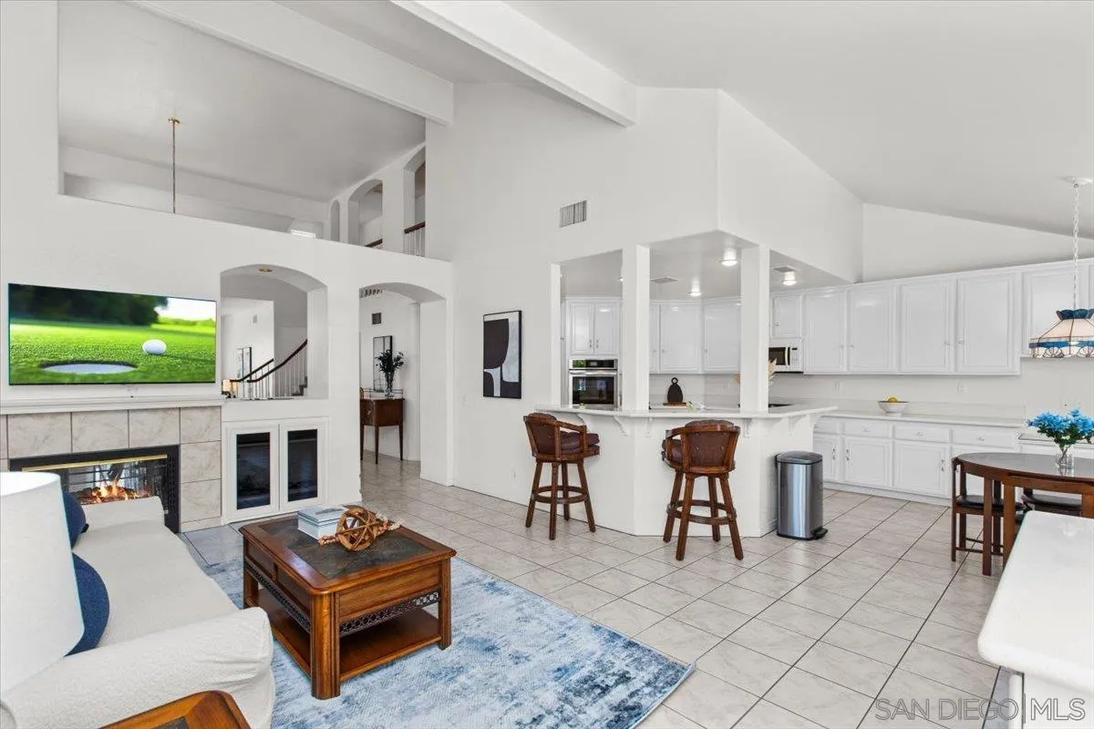 4801 Mission Hills Dr