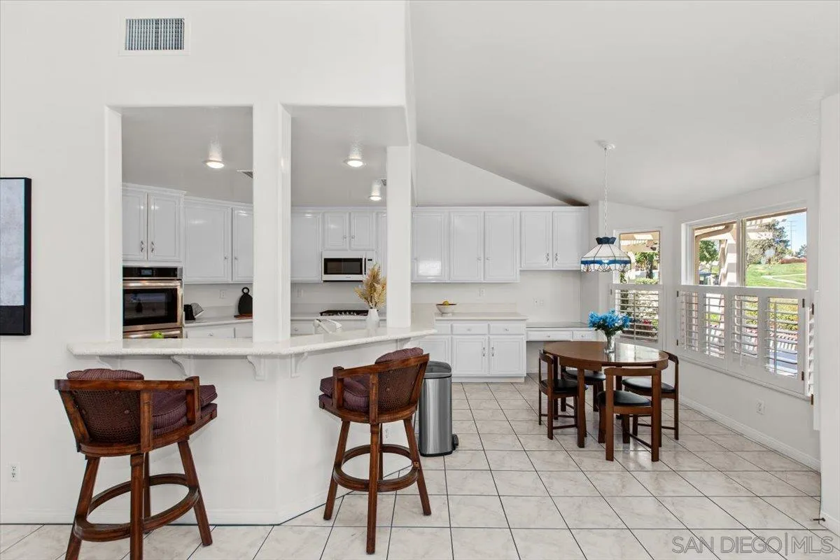 4801 Mission Hills Dr