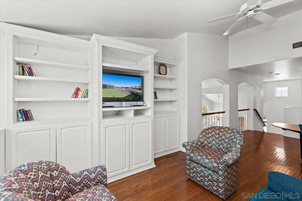 4801 Mission Hills Dr
