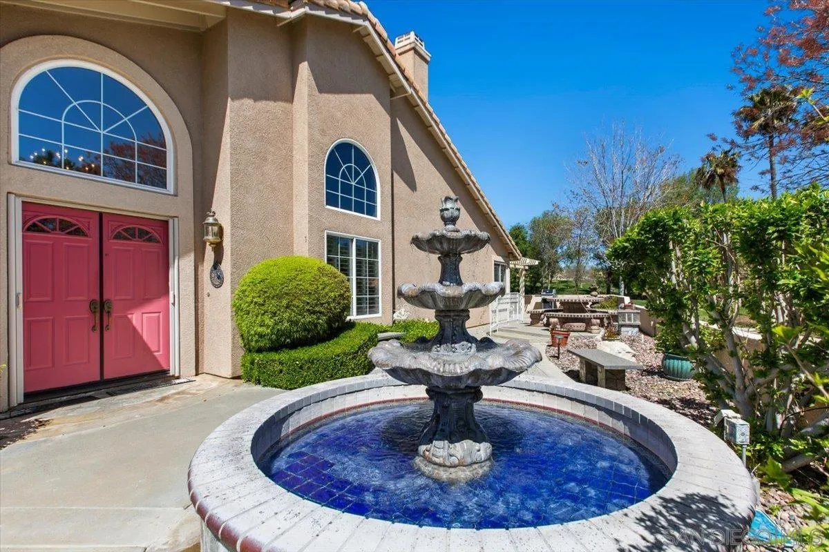 4801 Mission Hills Dr