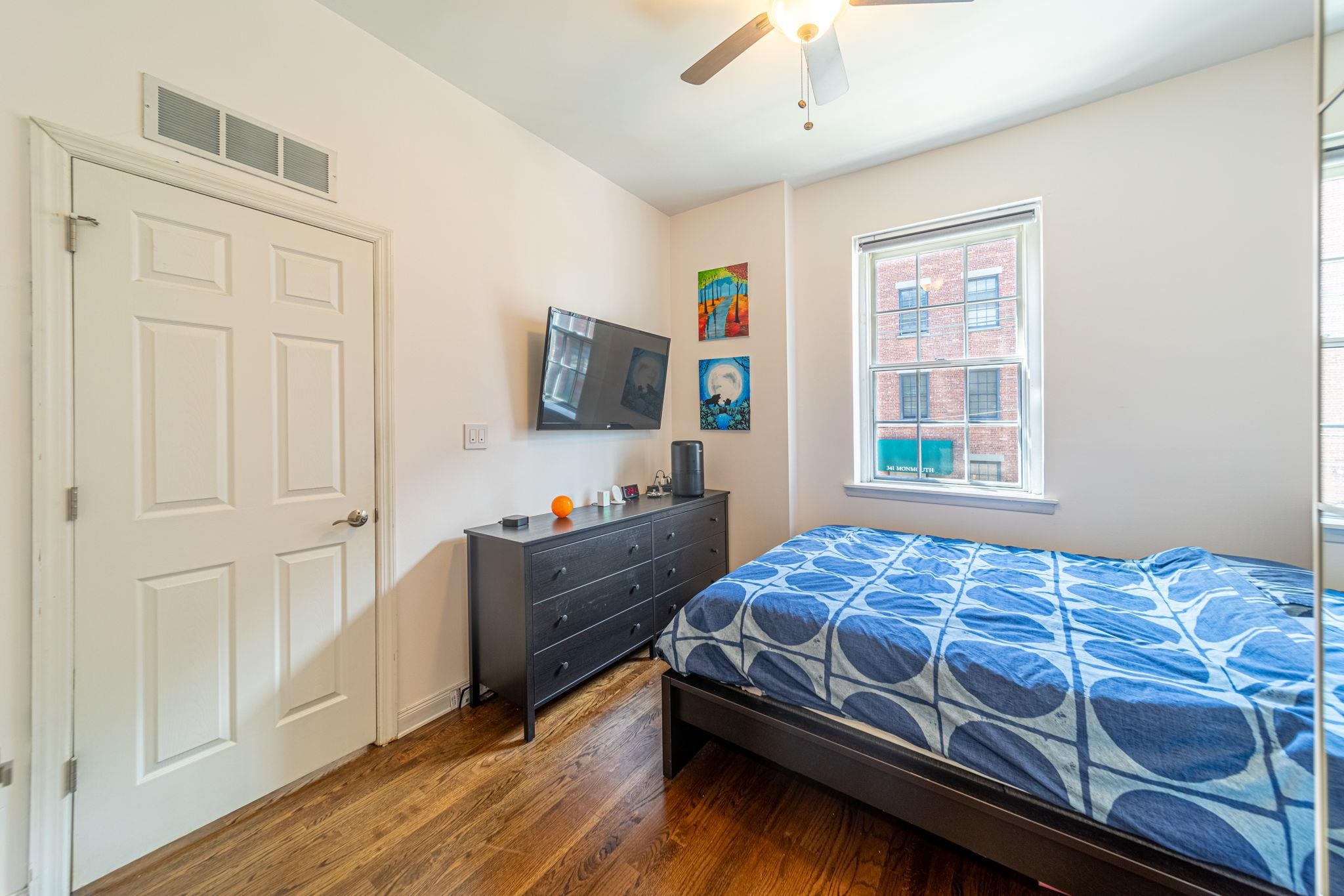 227 CHRISTOPHER COLUMBUS DR Unit: 205B