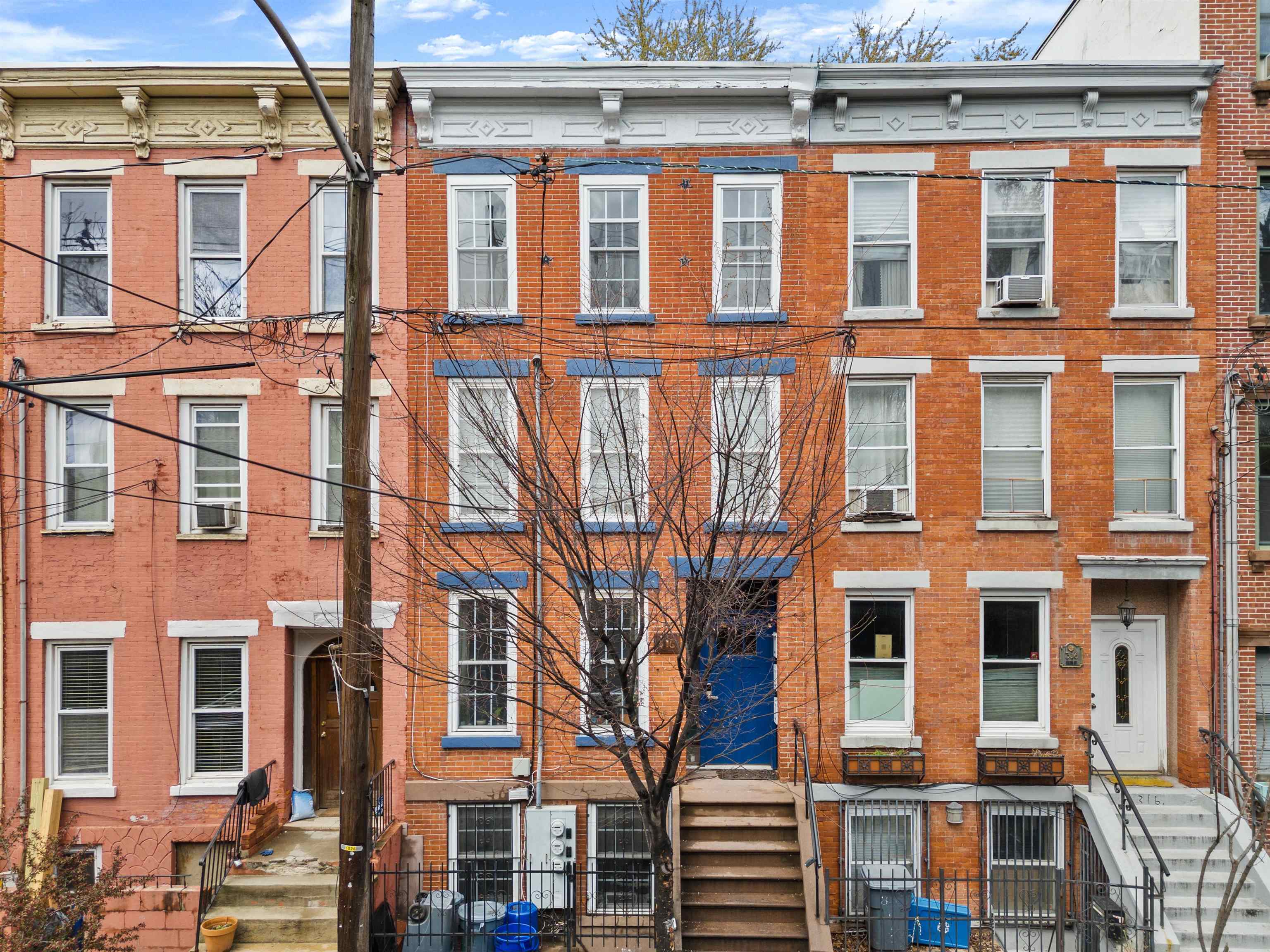 316.5 6TH ST Unit: 3