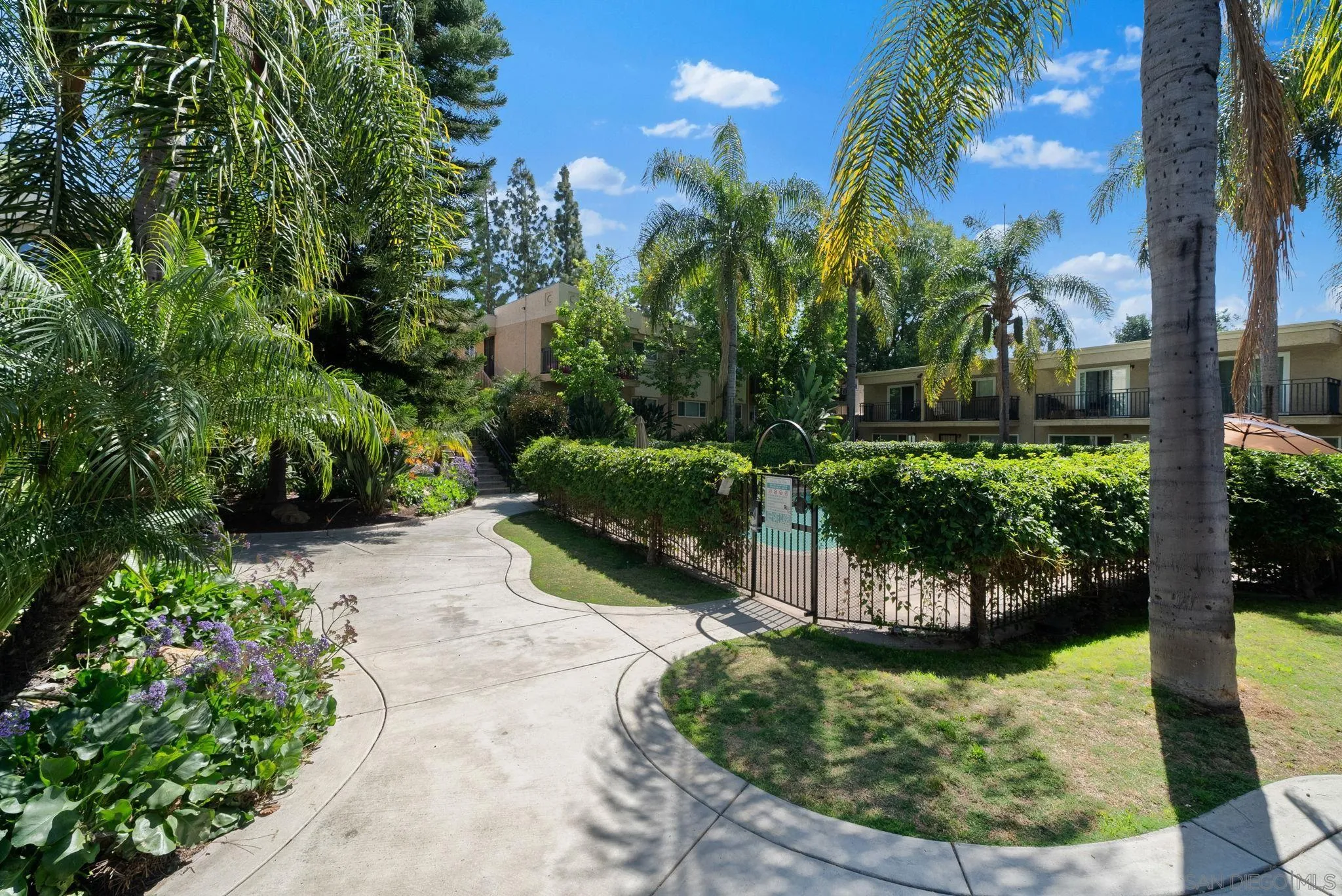 9860 Dale Ave Unit D4