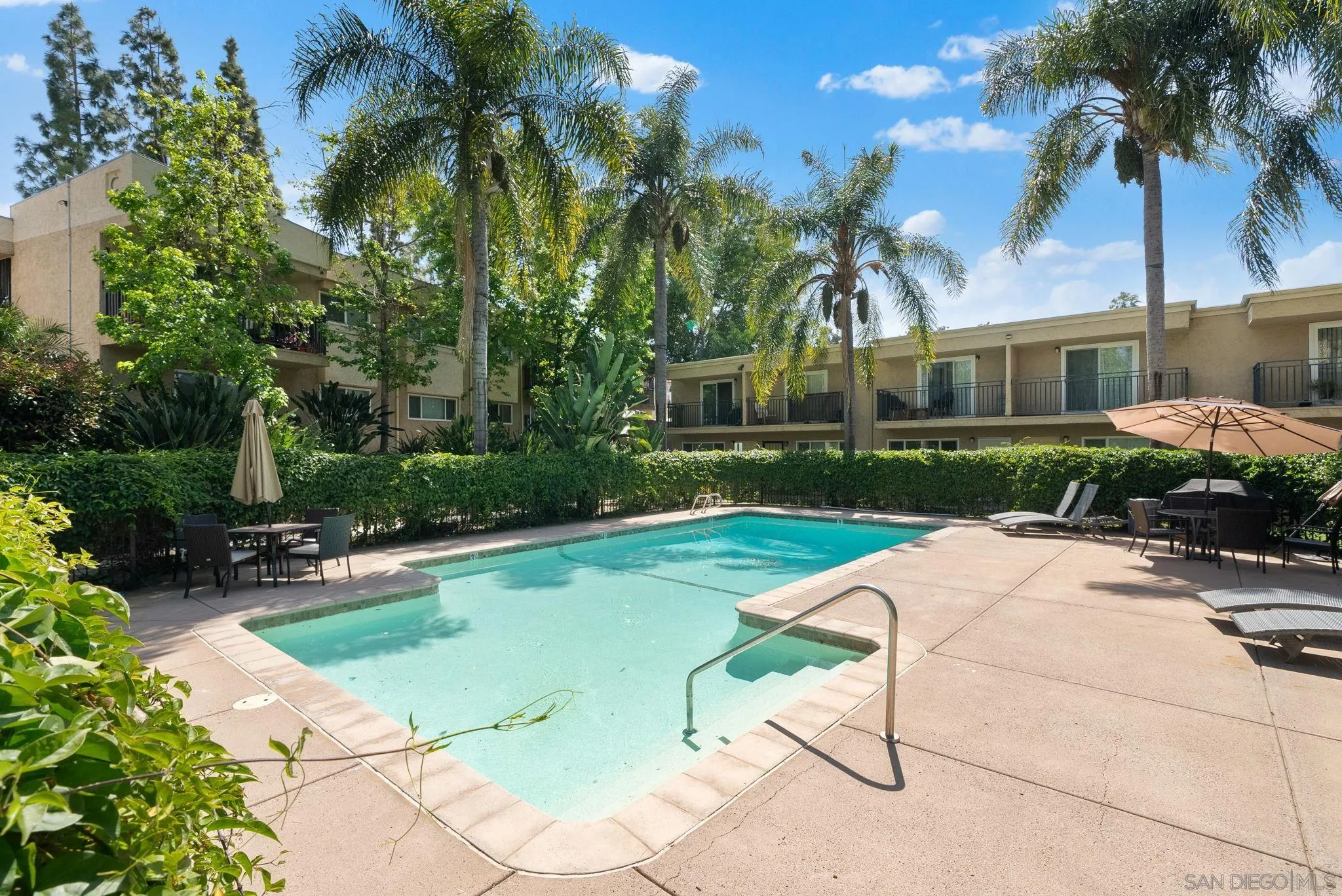 9860 Dale Ave Unit D4