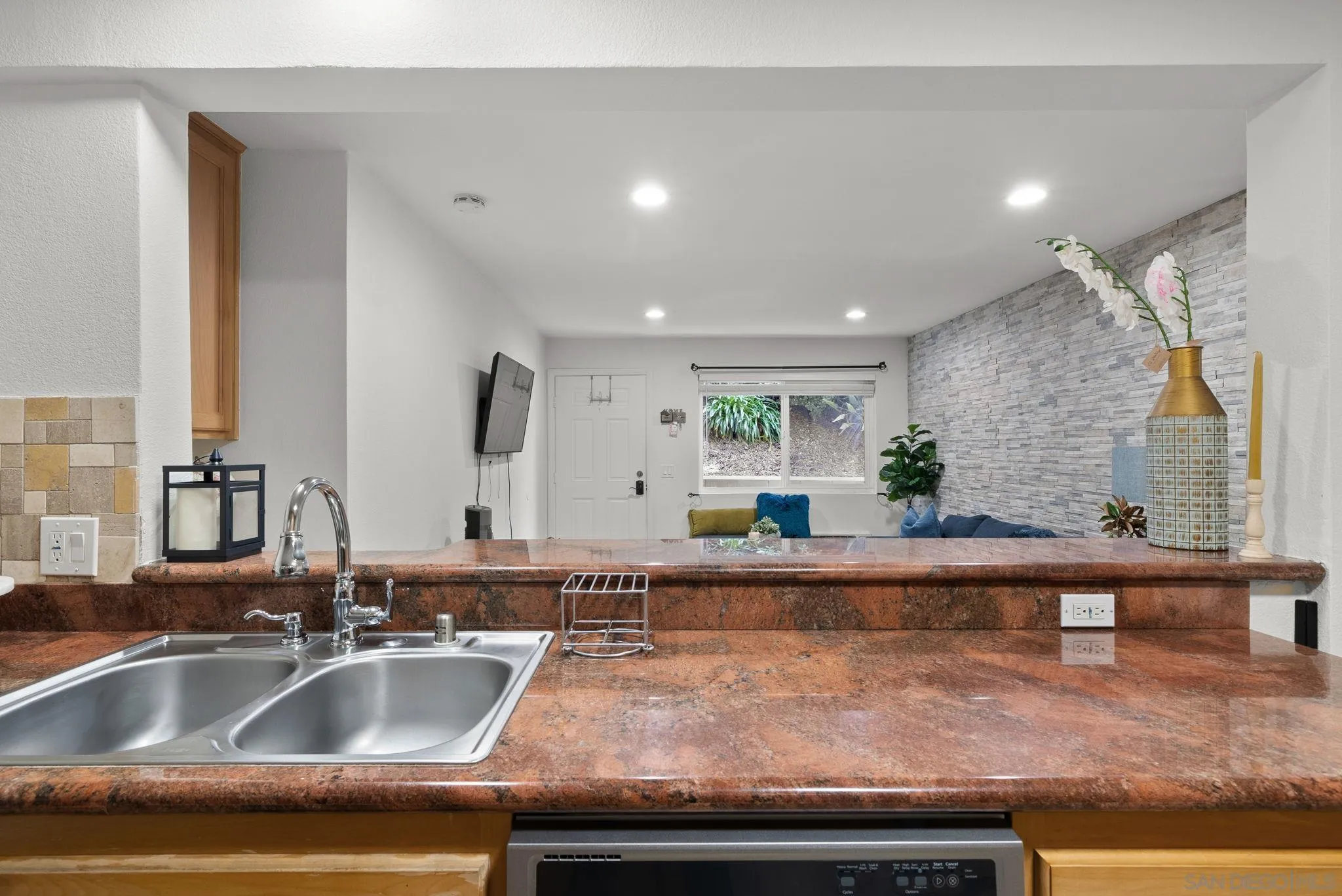 9860 Dale Ave Unit D4