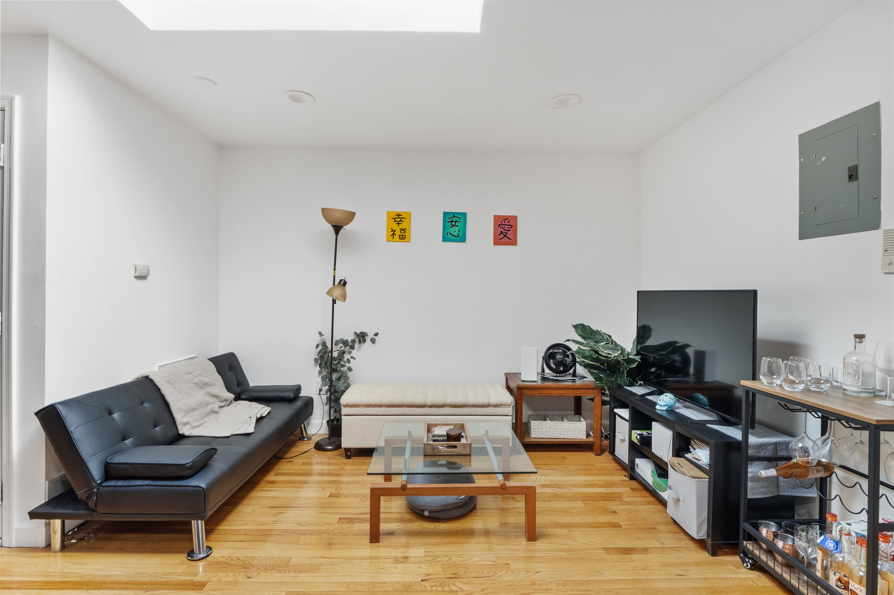 379 1ST ST Unit: 2