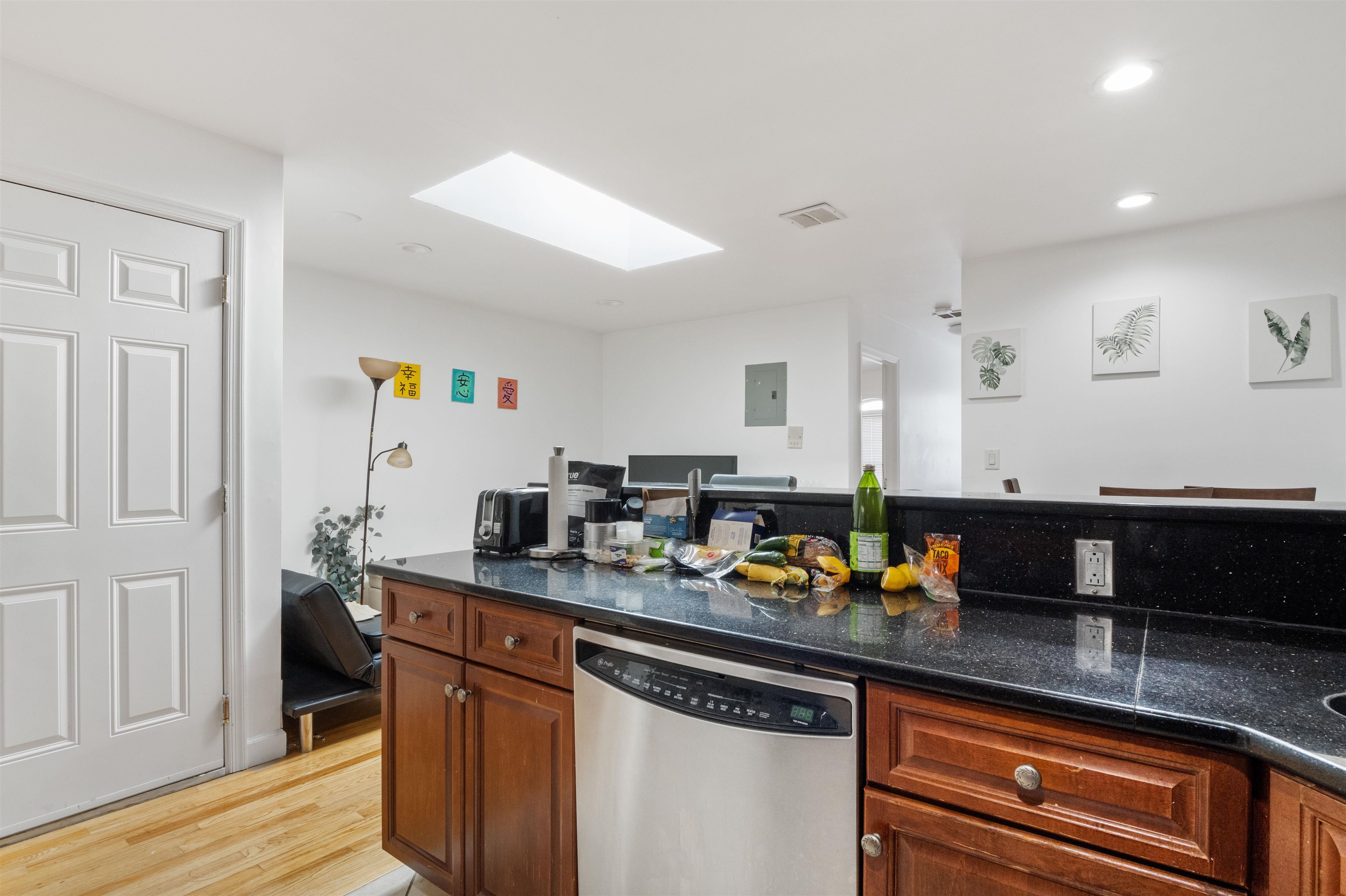 379 1ST ST Unit: 2