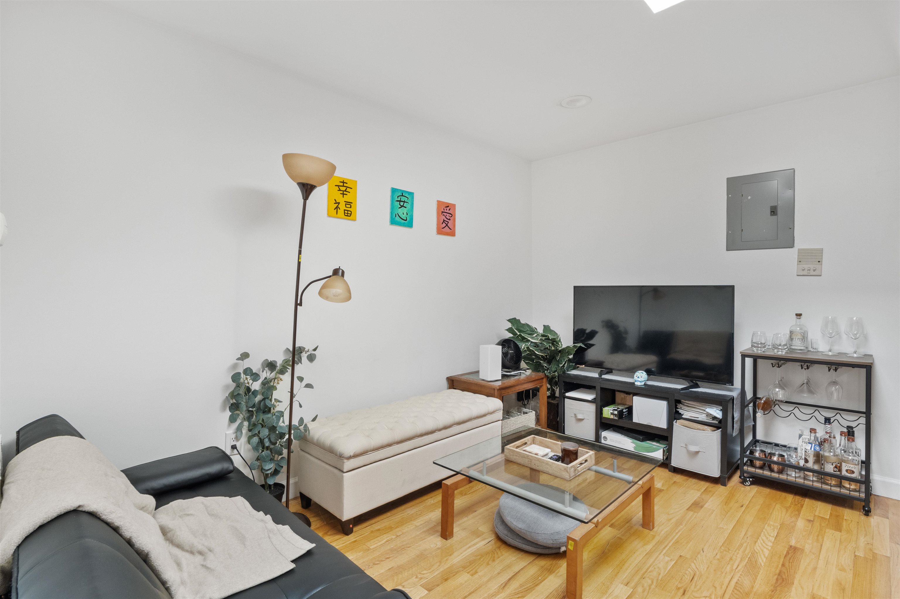 379 1ST ST Unit: 2