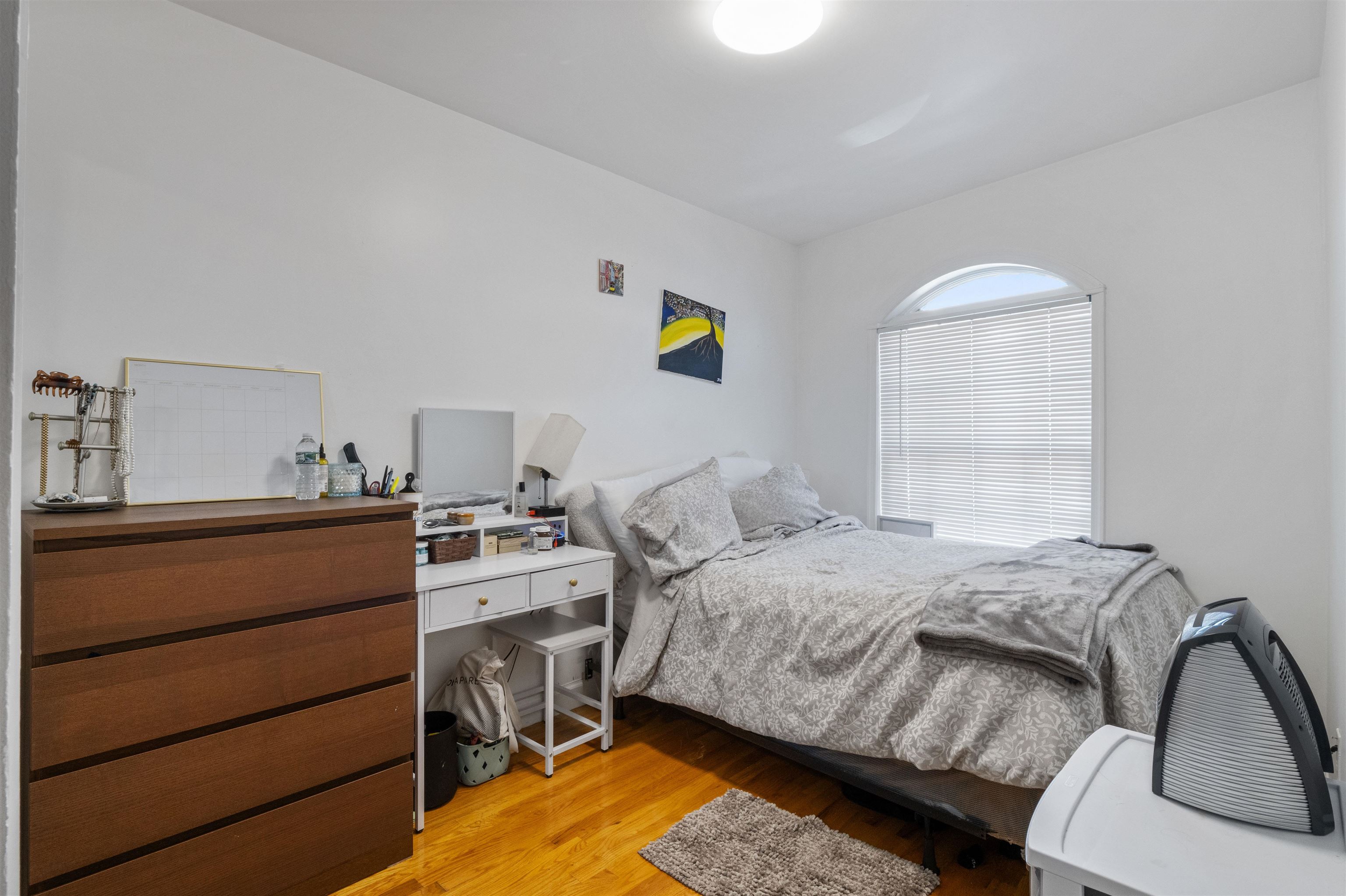379 1ST ST Unit: 2