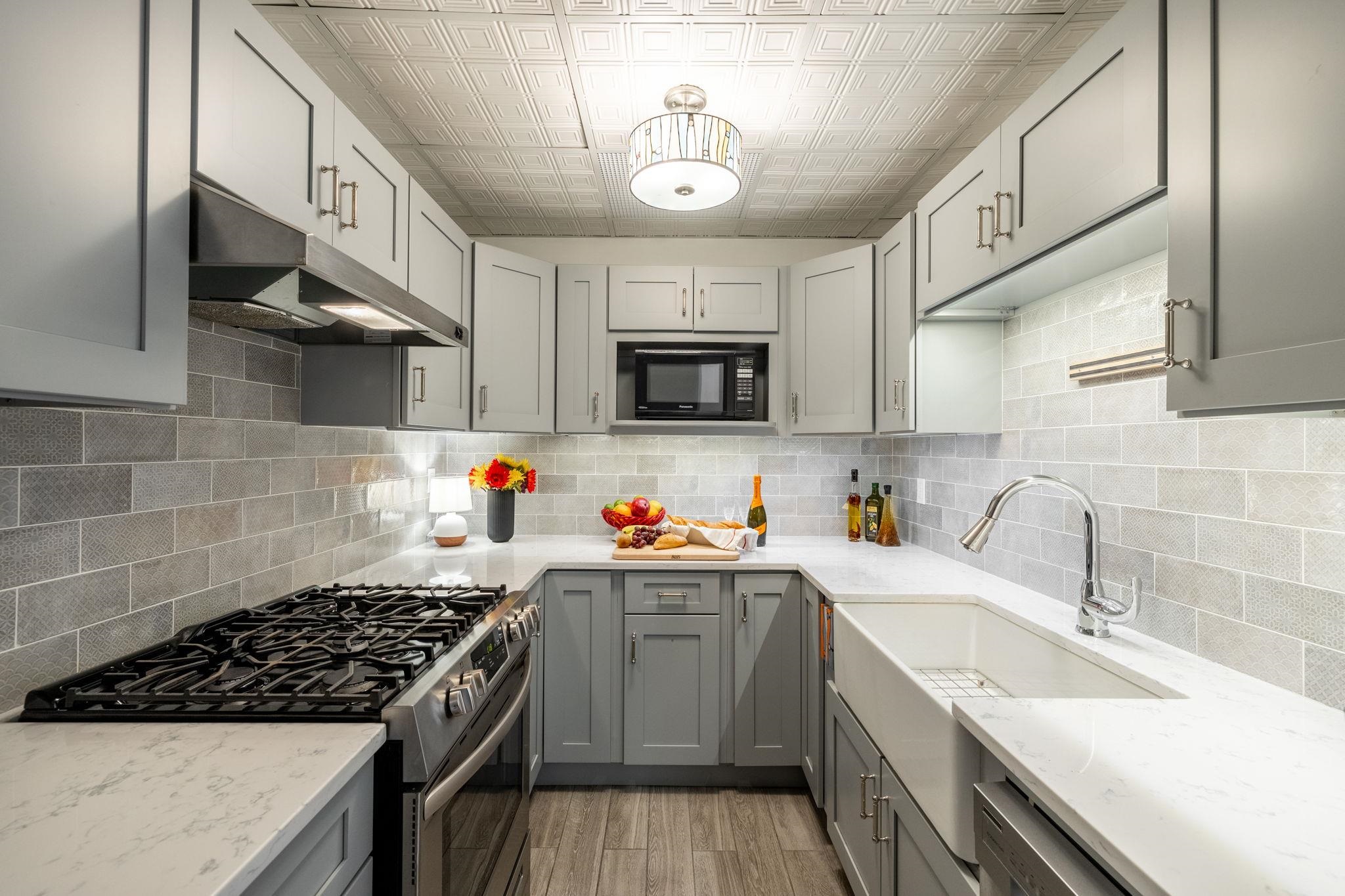 158 WAYNE ST Unit: 201A